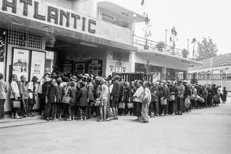 Gifts for the elderly for the new year, 1952 Print