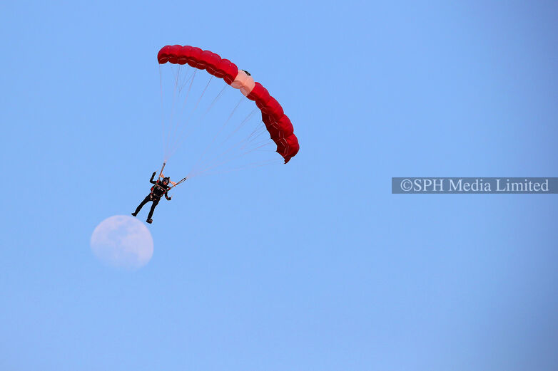 Red Lion on the moon at NDP 2022 Print