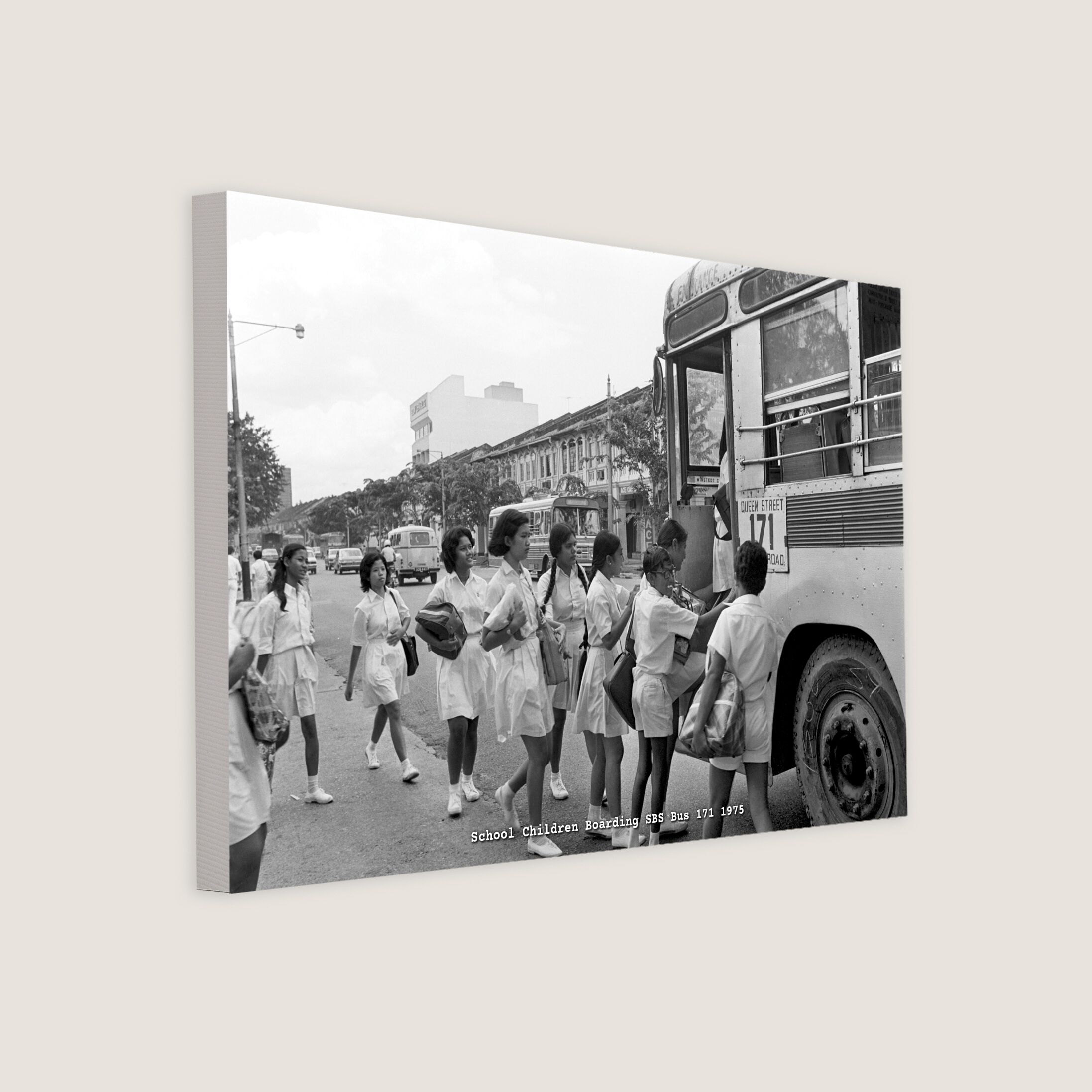 School Children Boarding SBS Bus 171 1975-My Sg Memories