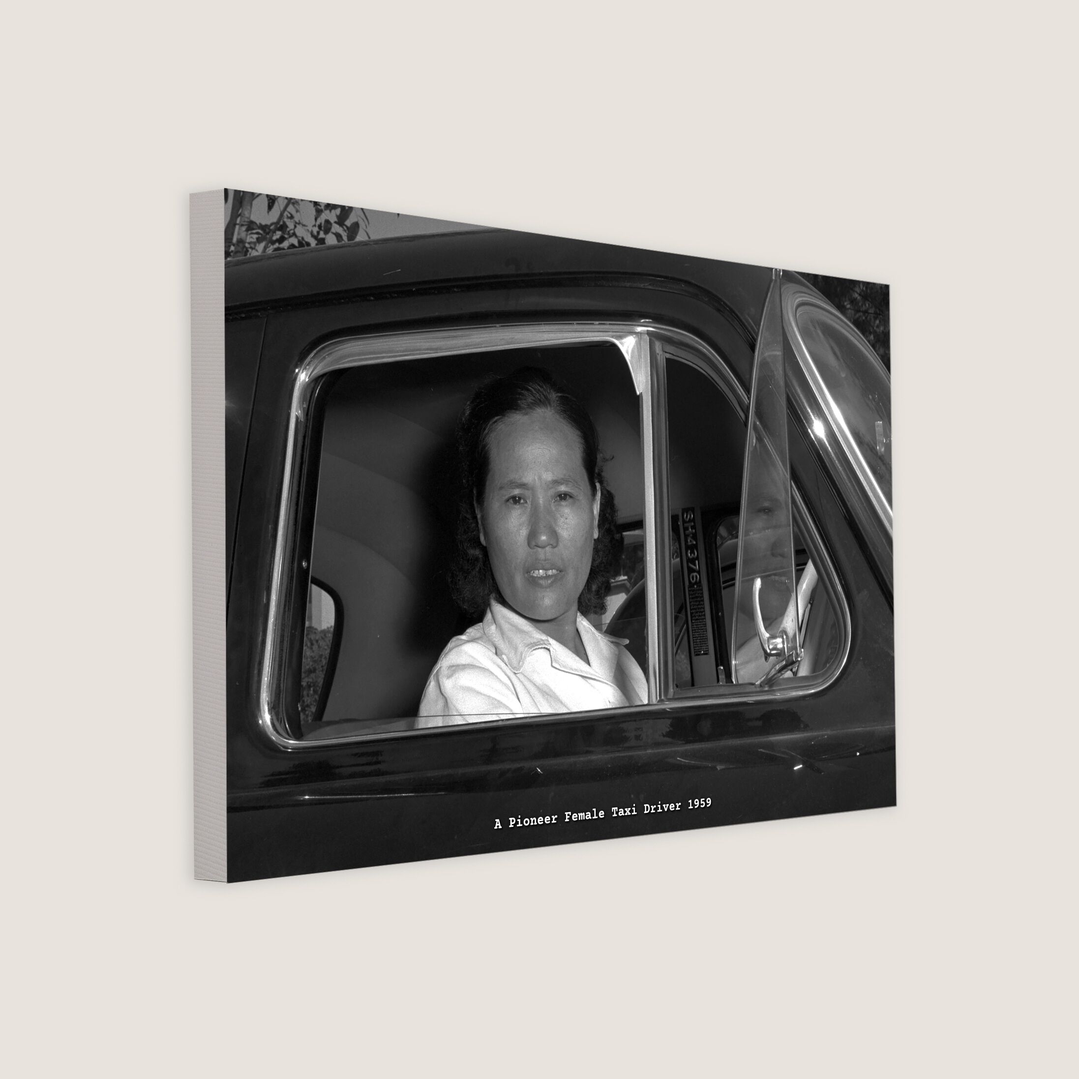 A Pioneer Female Taxi Driver 1959-My Sg Memories