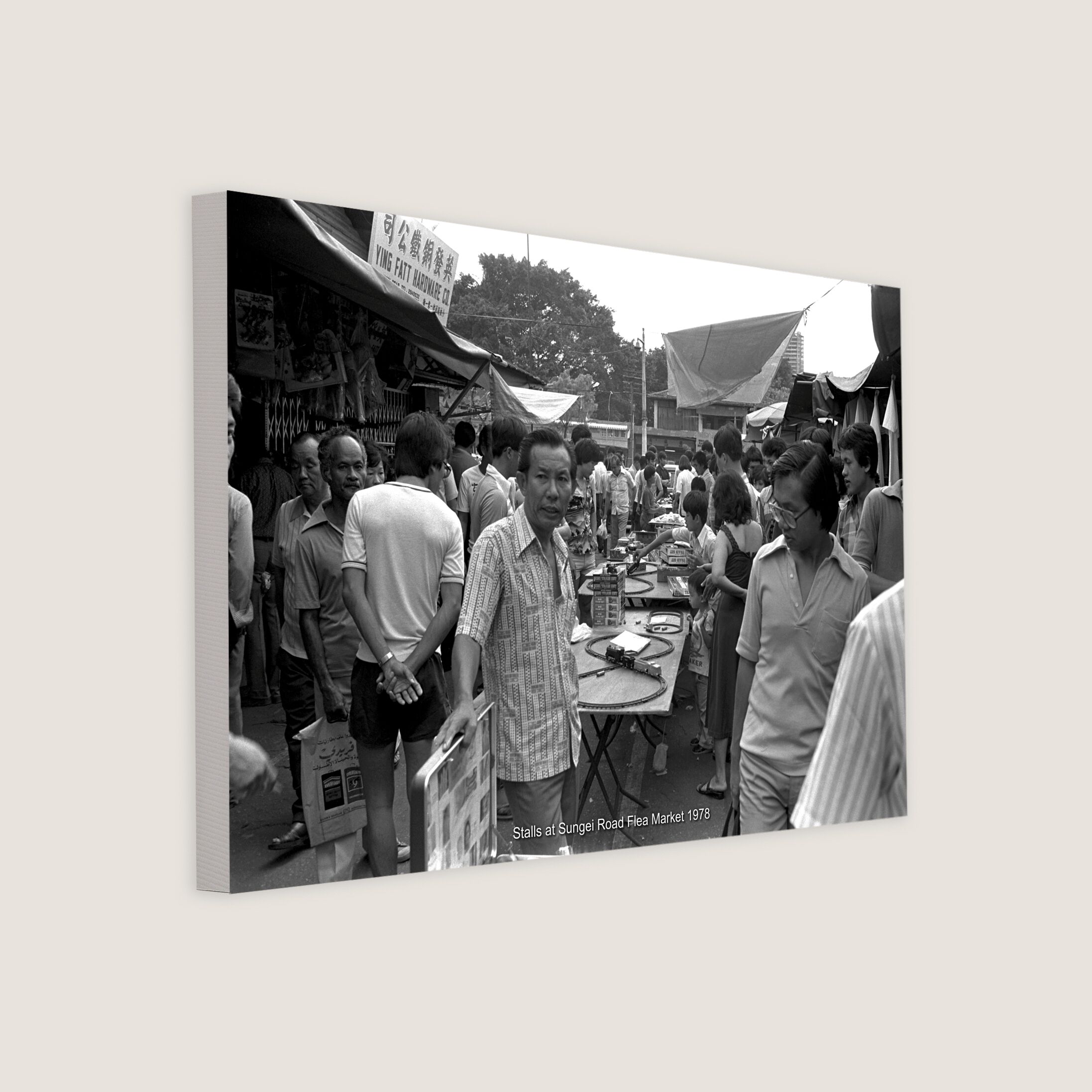 Stalls at Sungei Road Flea Market 1978-My Sg Memories