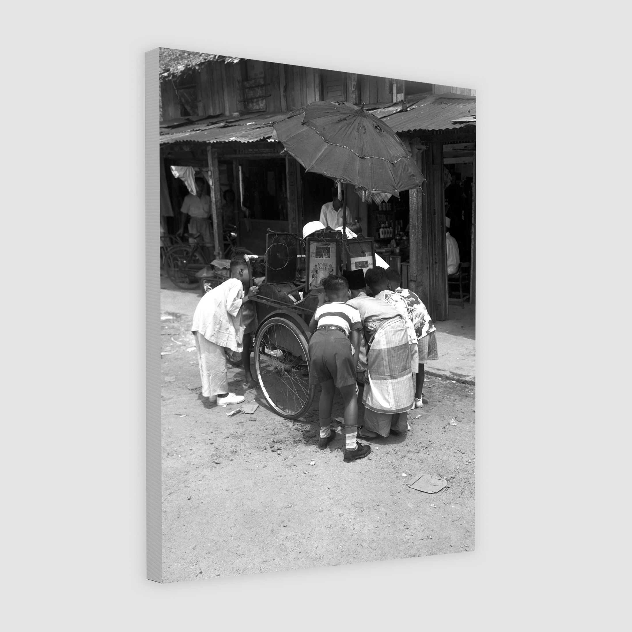 Malay Children Watching Mobile Peepshow 1952-My Sg Memories