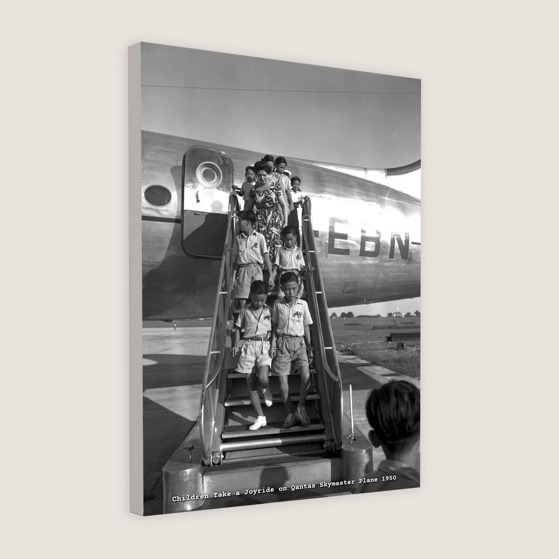 Children Take a Joyride on Qantas Skymaster Plane 1950-My Sg Memories