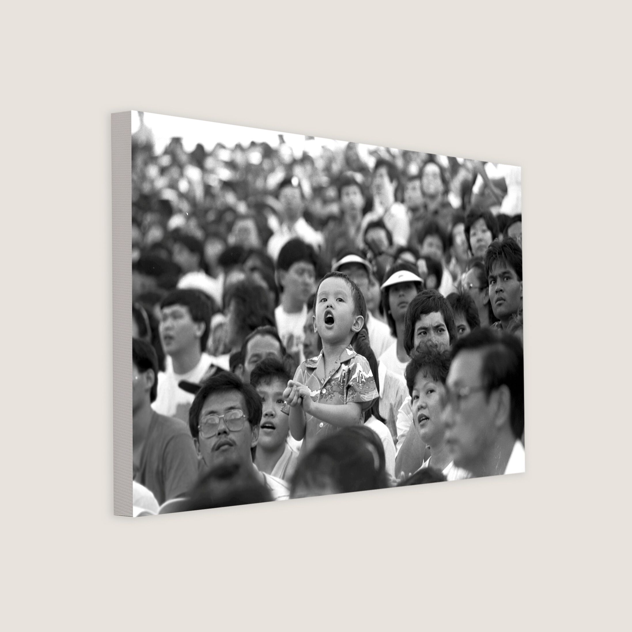 Crowd Watching NDP Livestream 1986-My Sg Memories
