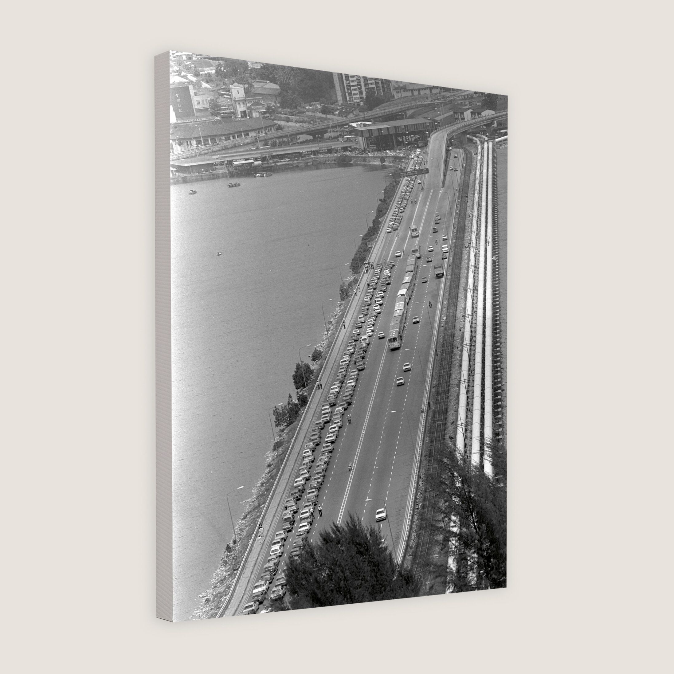 Causeway that Links Two Countries 1981-My Sg Memories