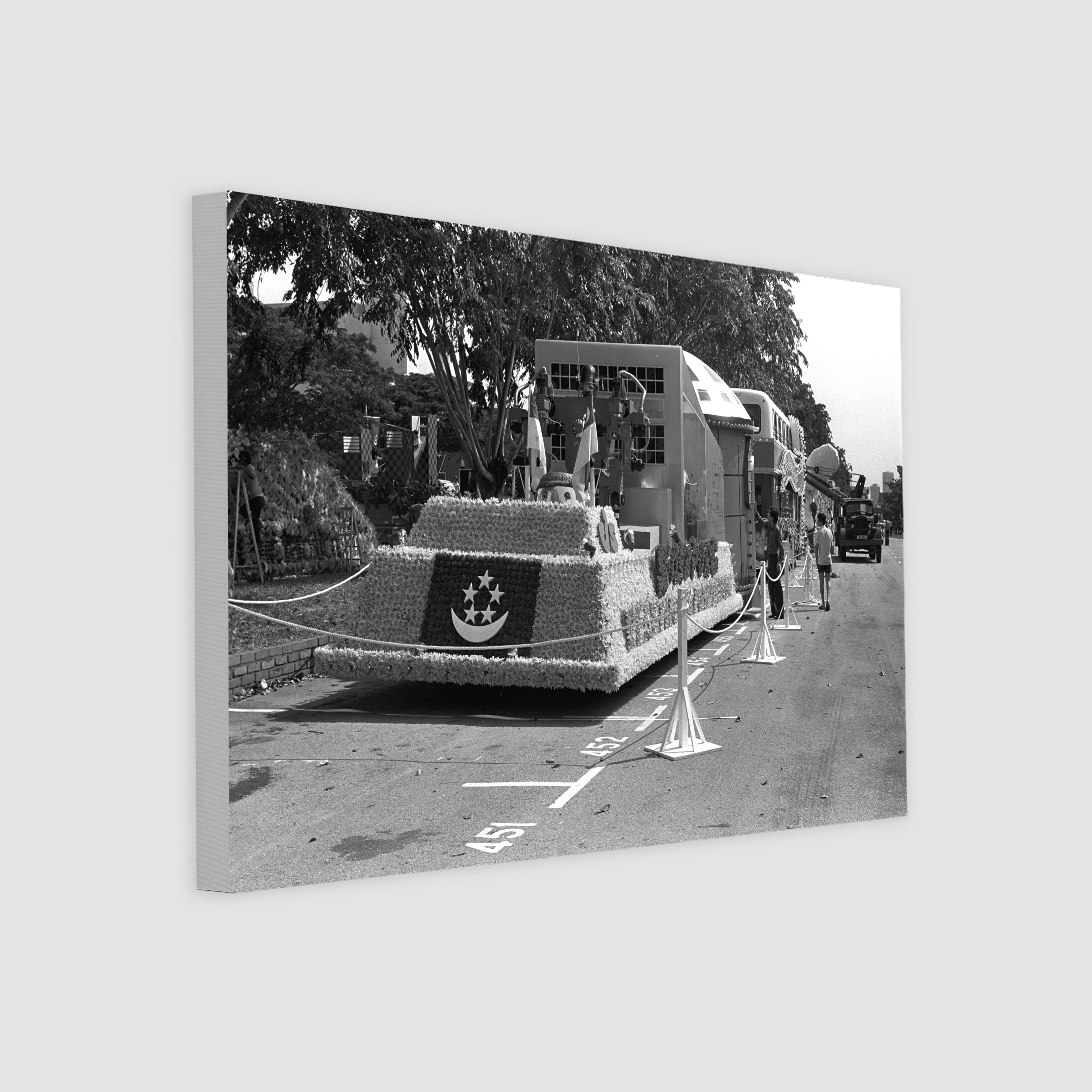 A UFO Spacecraft for the National Day Display 1982-My Sg Memories