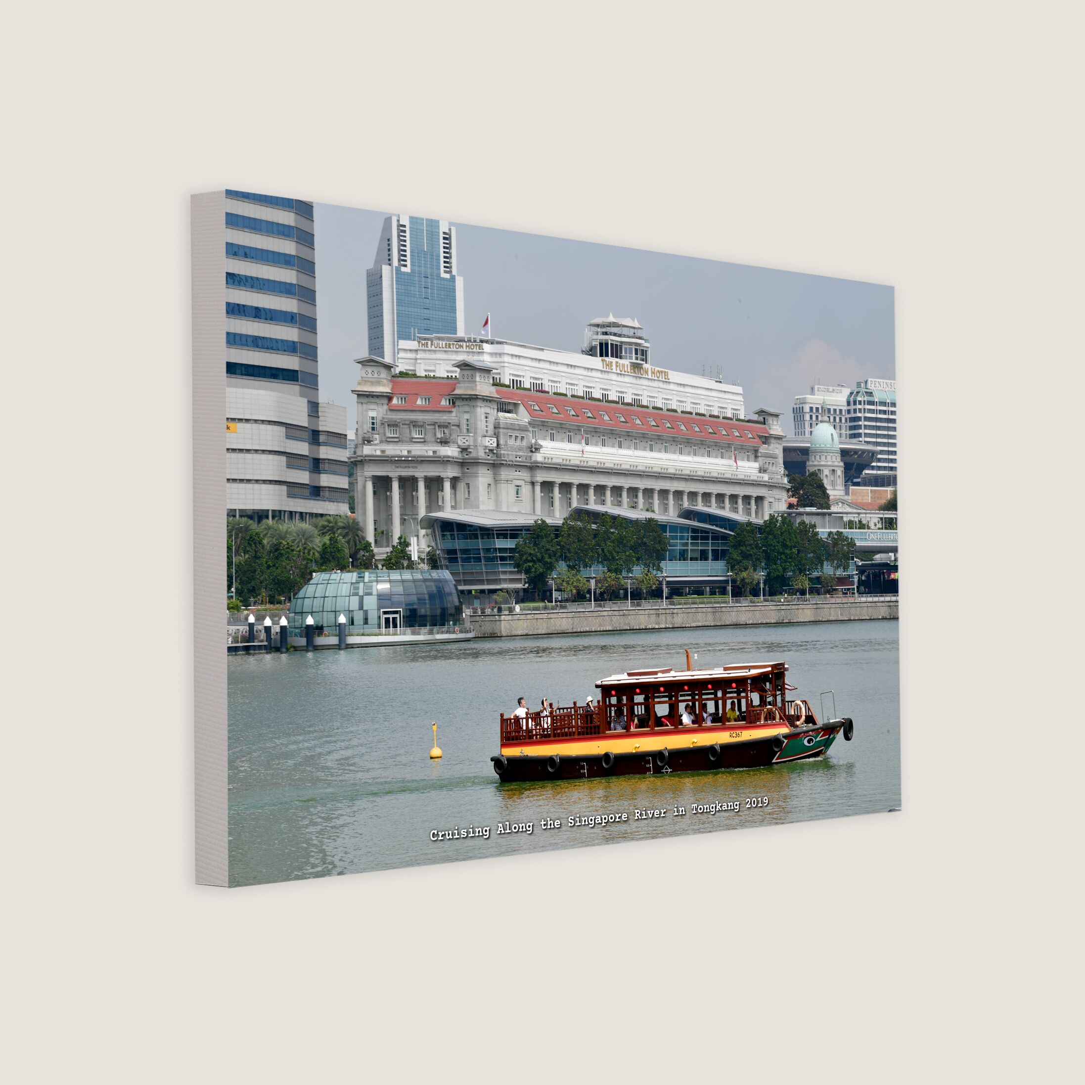 Cruising Along the Singapore River in Tongkang 2019