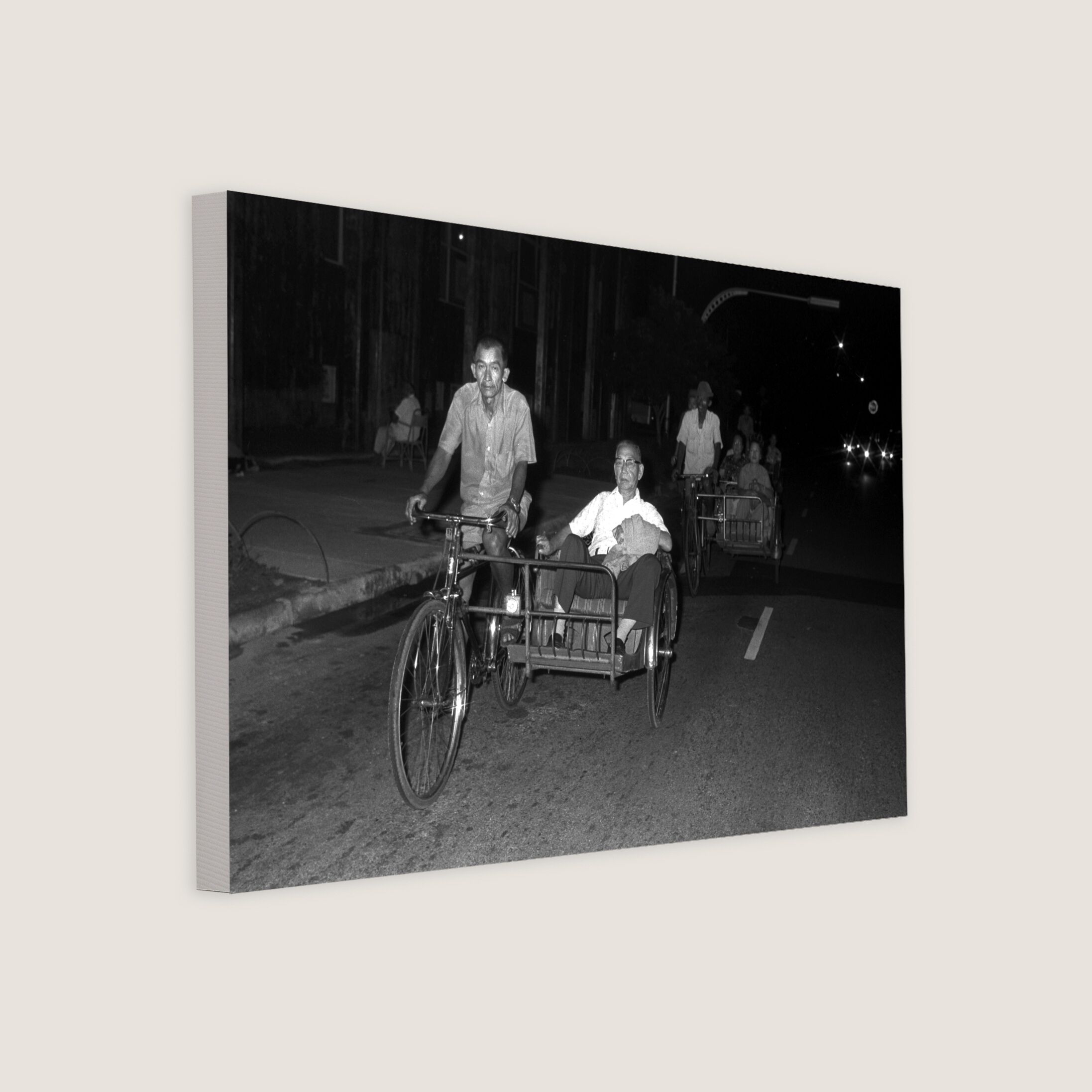 Trishaw Rides for Tourists at New Bridge Road 1977-My Sg Memories
