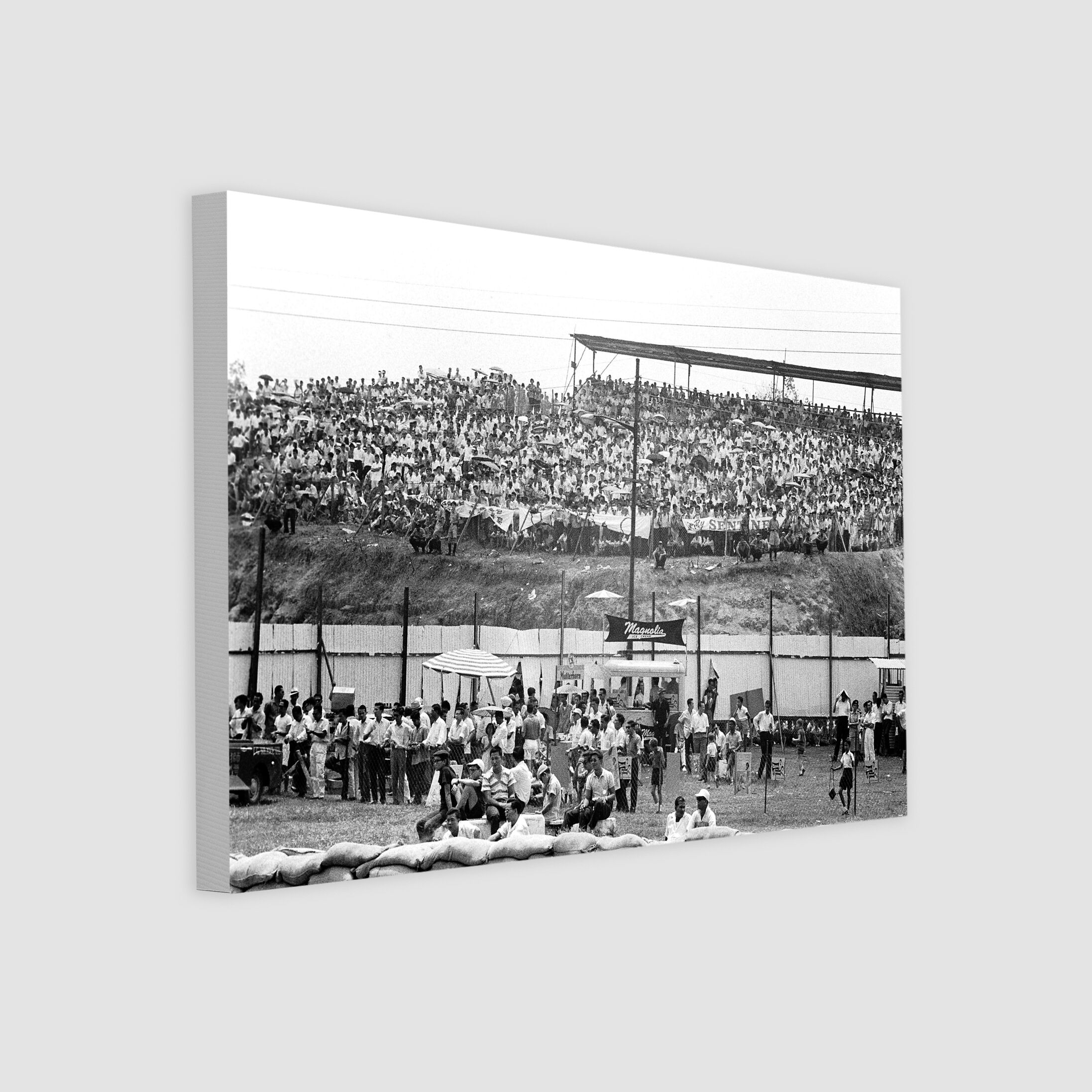 Large Crowds at the First Singapore Grand Prix 1961-My Sg Memories