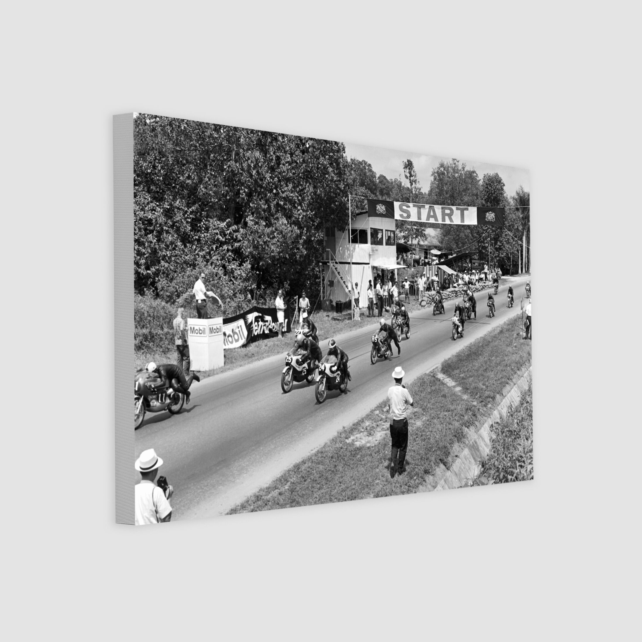 Push Start on the Thomson Mile 1967-My Sg Memories