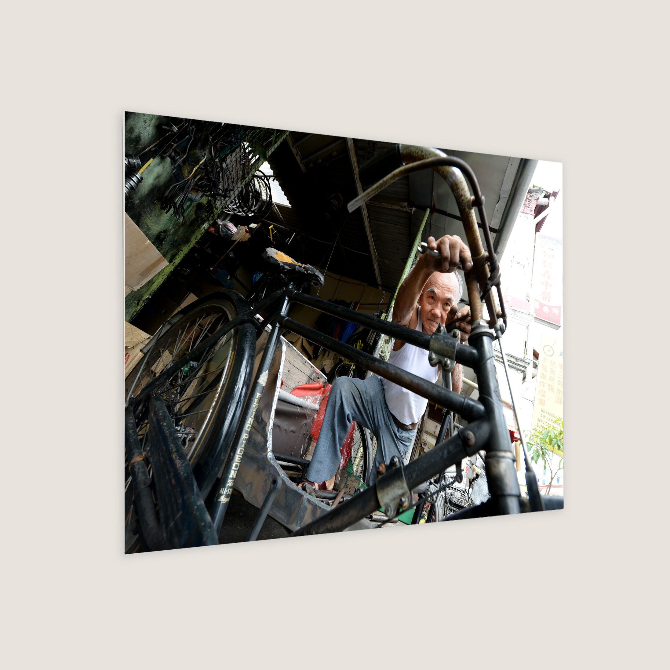 A Rare Trishaw Repair Business 2015