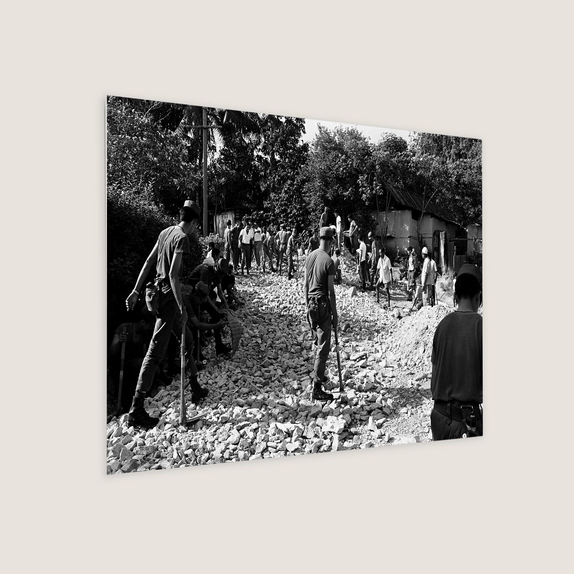 Kampung Spirit Among Soldiers and Residents 1973-My Sg Memories