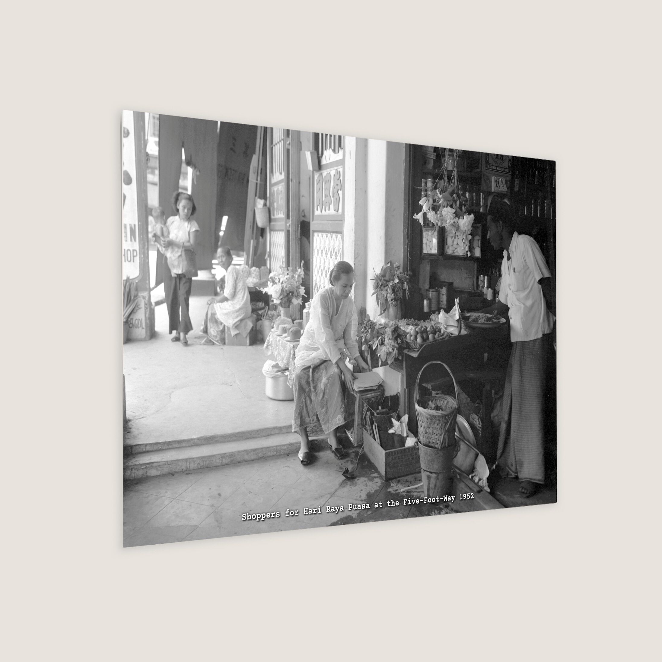 Shoppers for Hari Raya Puasa at the Five-Foot-Way 1952-My Sg Memories