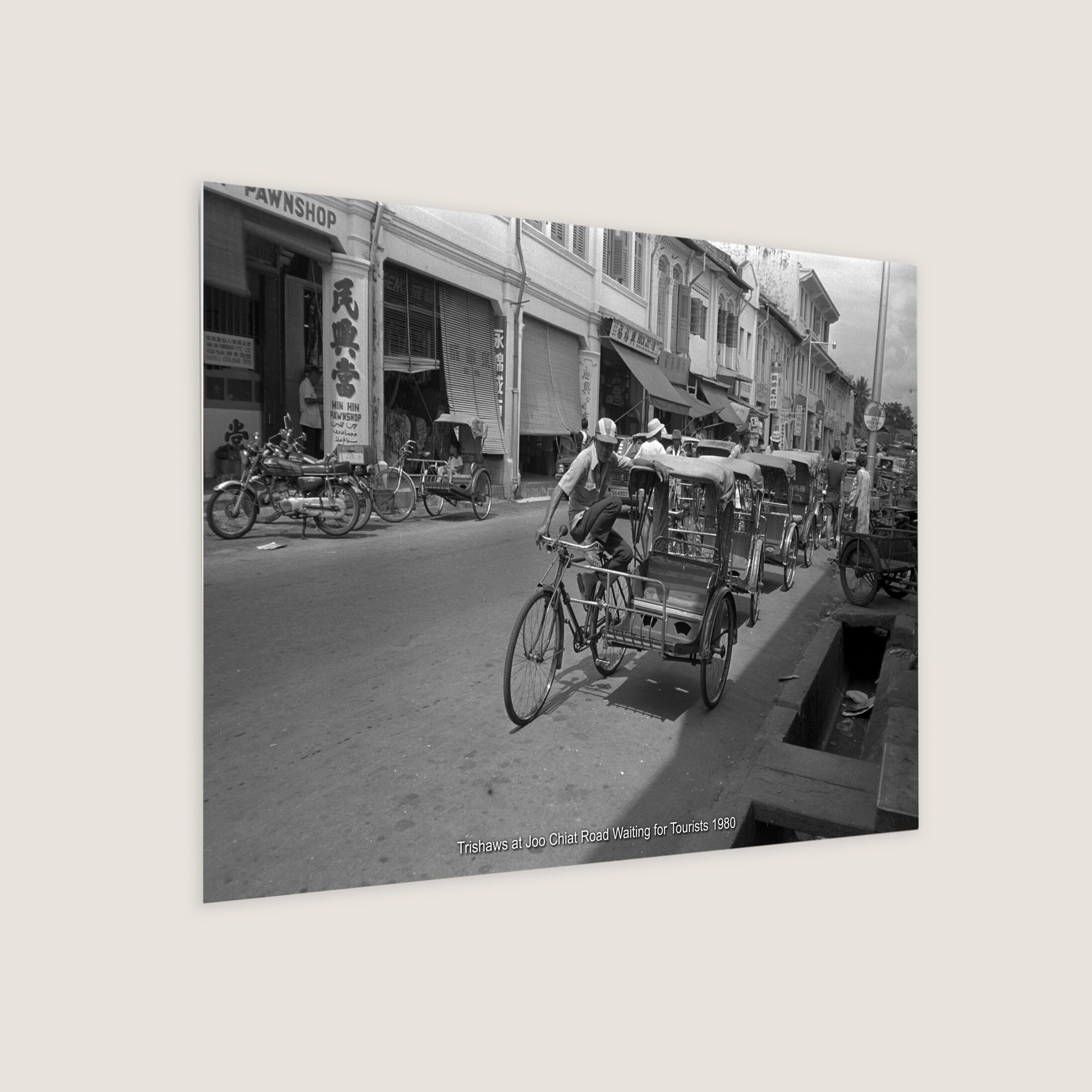 Trishaws at Joo Chiat Road Waiting for Tourists 1980-My Sg Memories