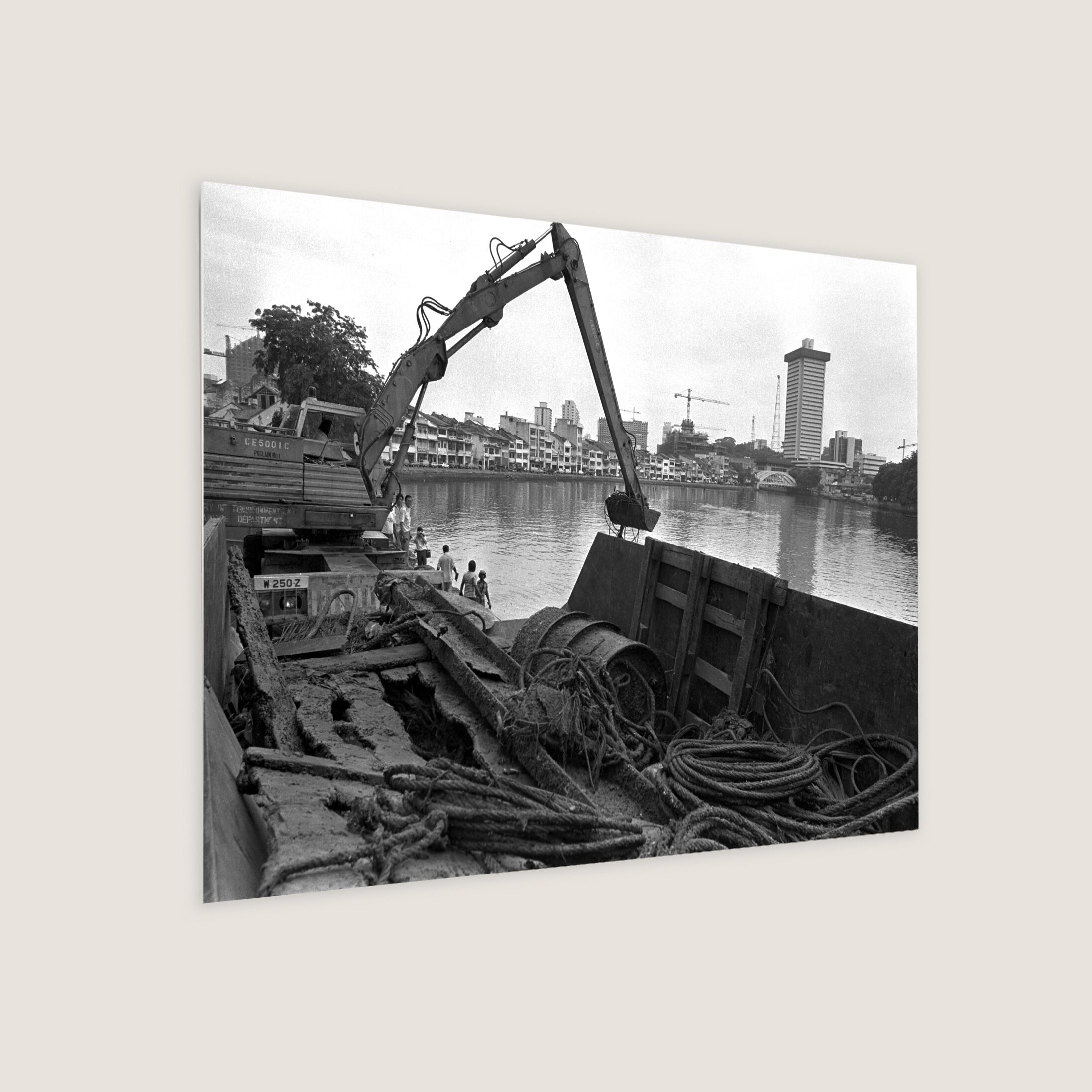 Dregdging the Singapore River 1983-My Sg Memories