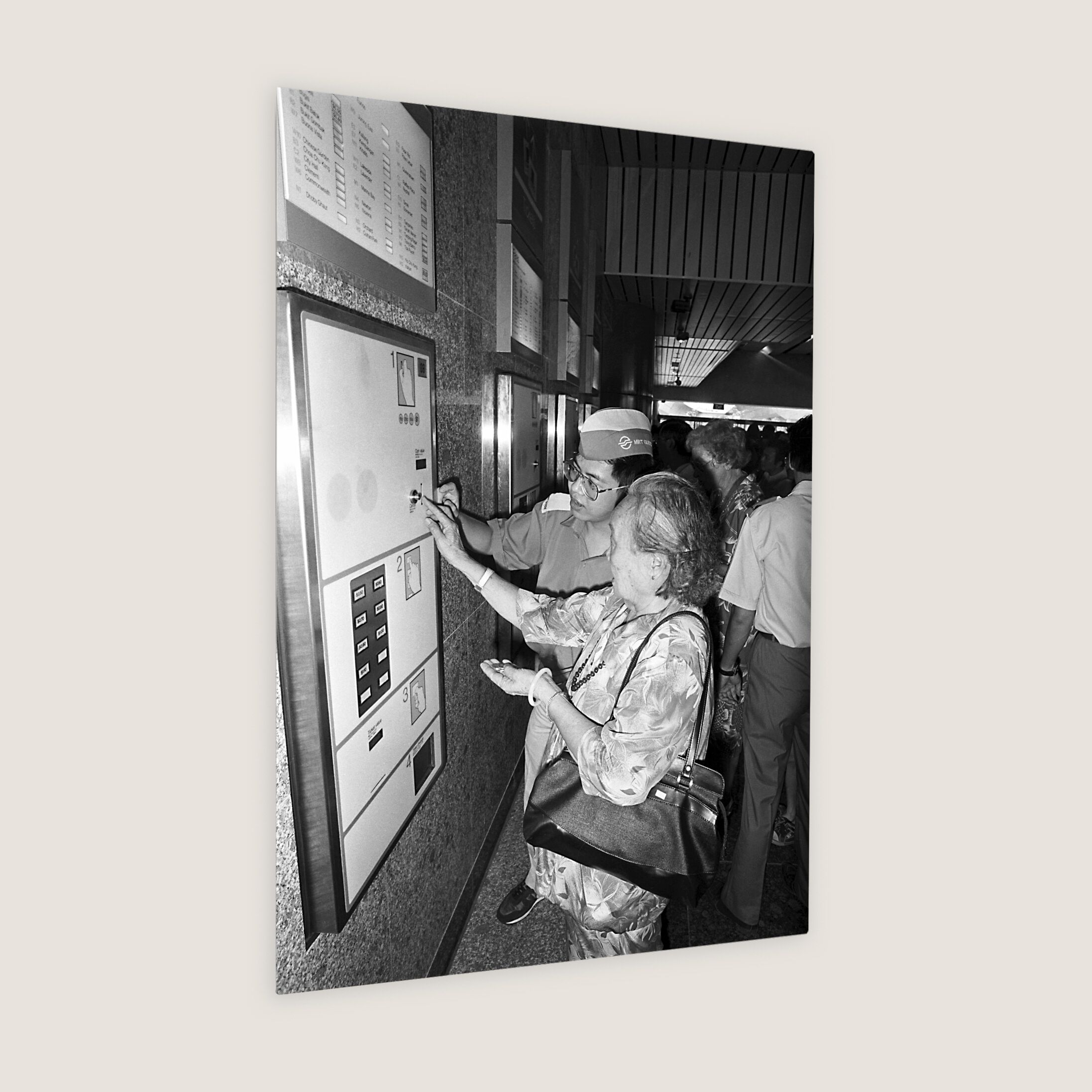 Buying an MRT Fare Card at Ang Mo Kio Station 1987-My Sg Memories