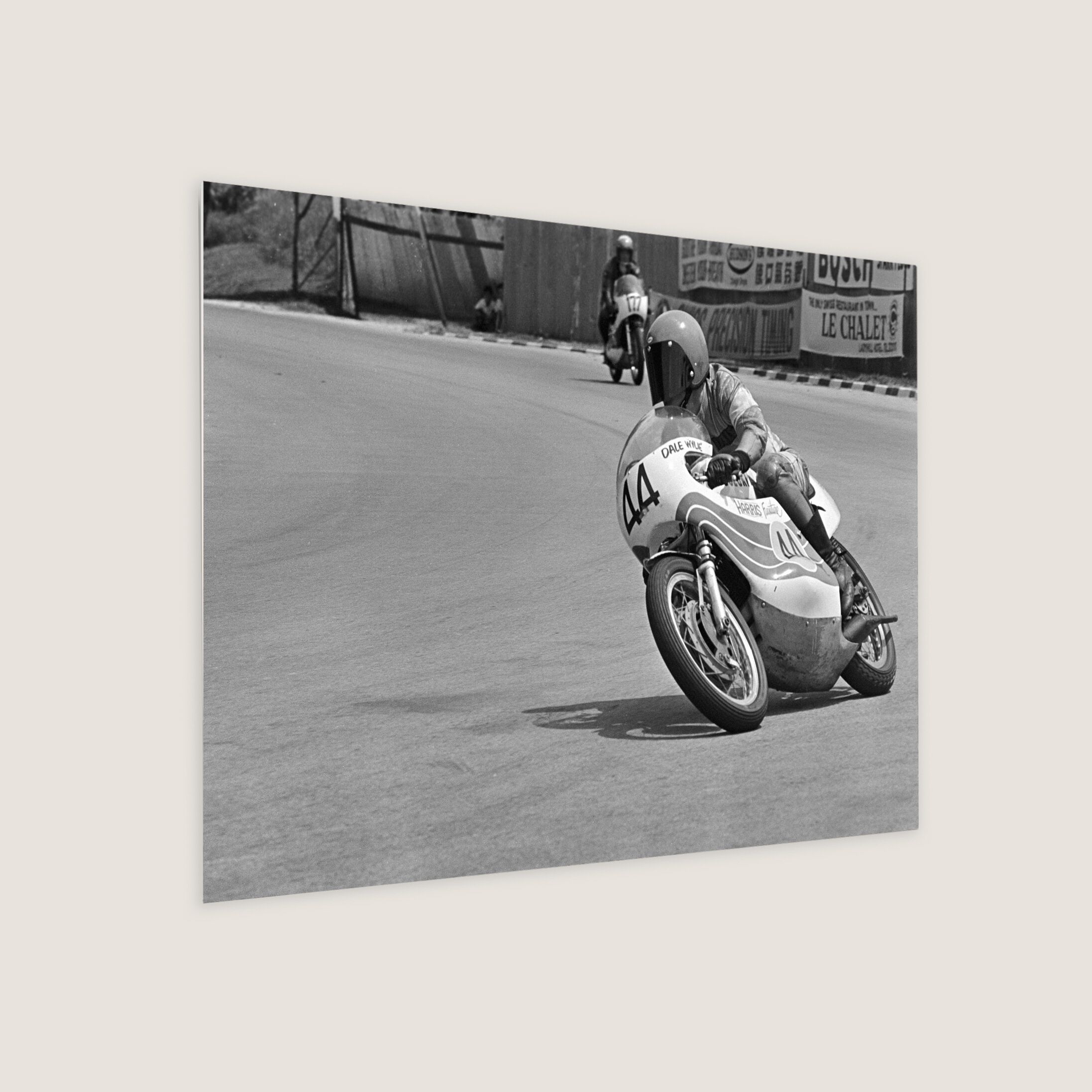 Dale Wylie on a Suzuki during Singapore Grand Prix 1972