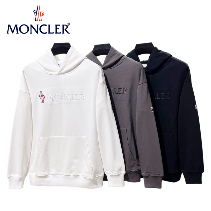 Moncler Grenobleコレクションのフーディー。様々なアウトドアのアクティビティに適した、汎用性に富むデザインです
