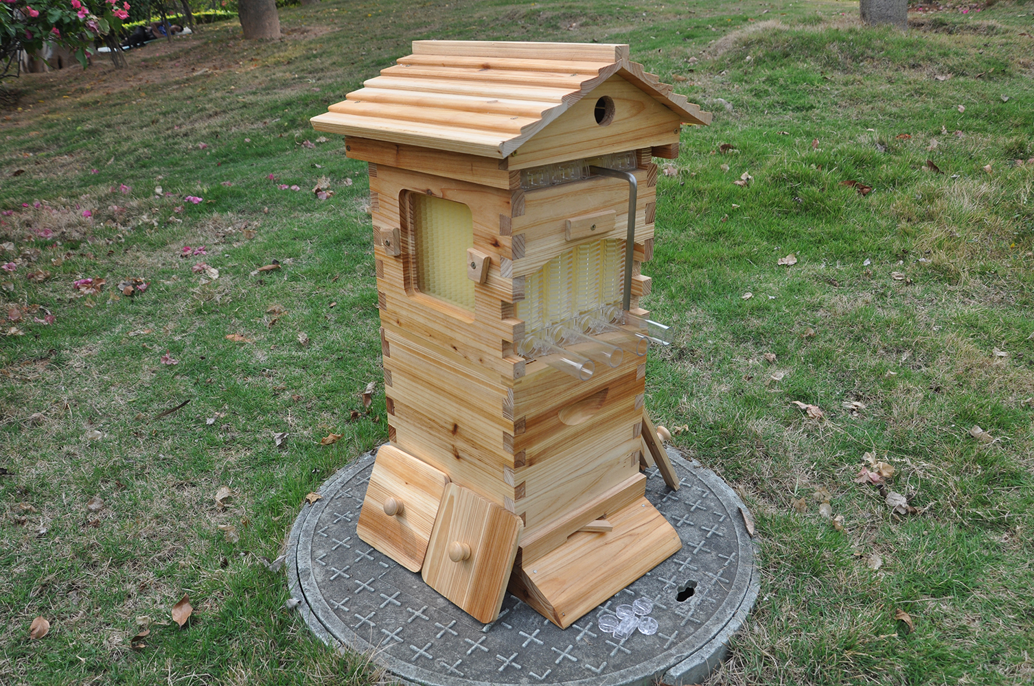 Auto Flow Bee Hives Honey Boxes Beehive + 4 x Beekeeping Frames +6 Bee Foundations with frames