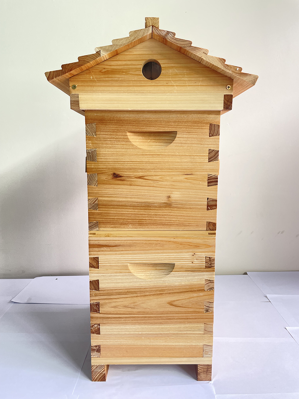 Auto Flow Bee Hives Honey Boxes Beehive + 4 x Beekeeping Frames +6 Bee Foundations with frames