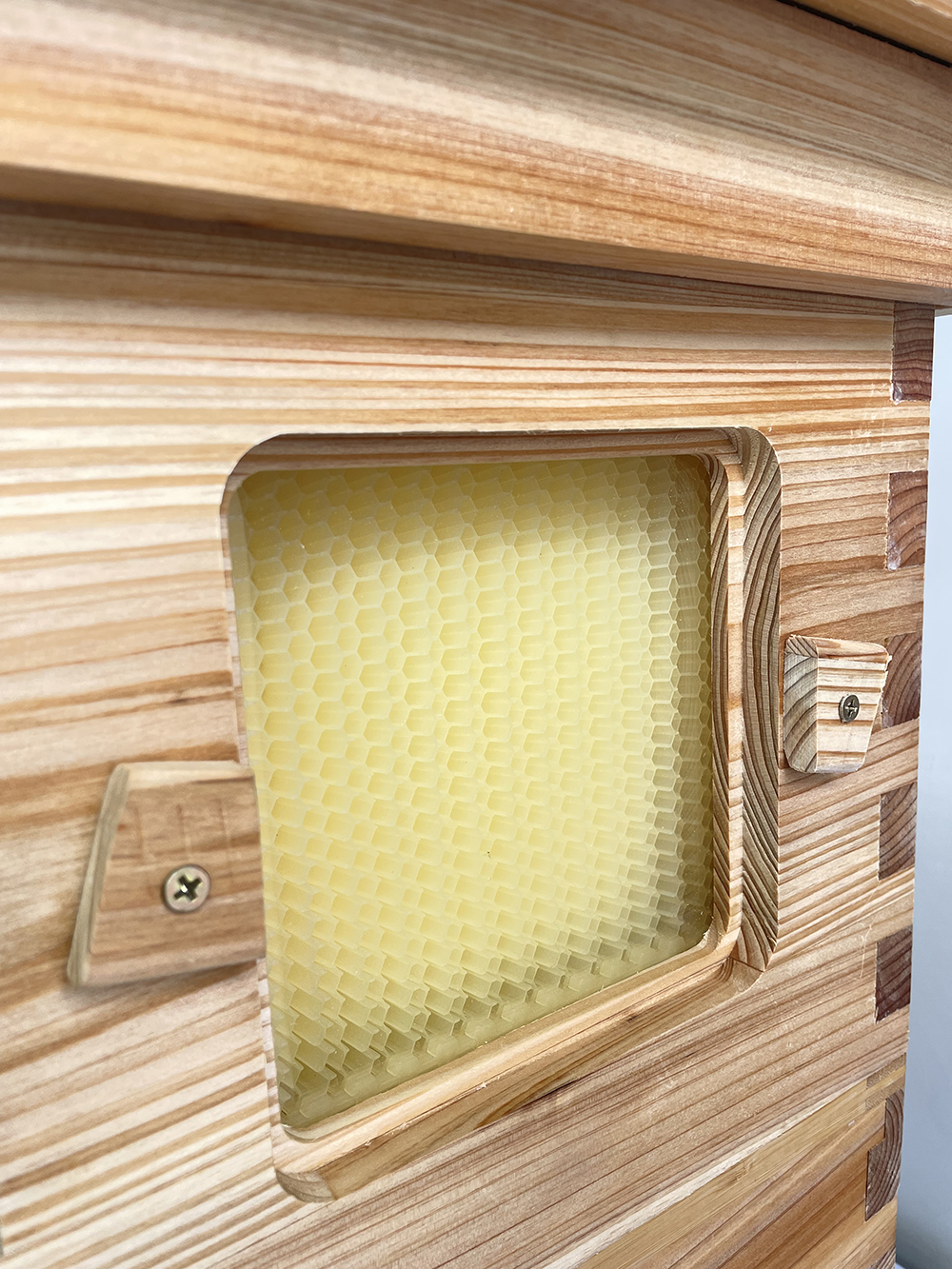 Auto Flow Bee Hives Honey Boxes Beehive + 4 x Beekeeping Frames +6 Bee Foundations with frames