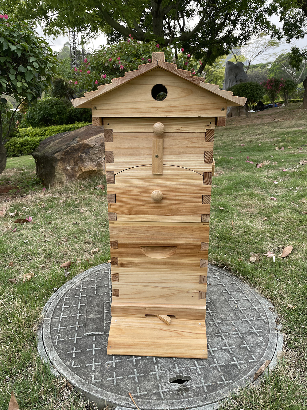 Auto Flow Bee Hives Honey Boxes Beehive + 4 x Beekeeping Frames +6 Bee Foundations with frames