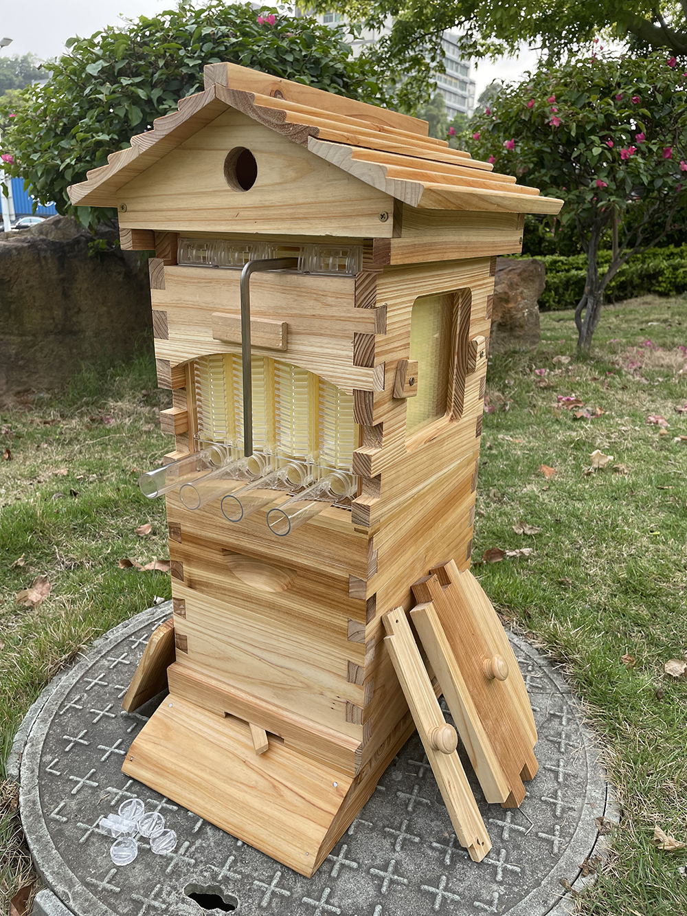 Auto Flow Bee Hives Honey Boxes Beehive + 4 x Beekeeping Frames +6 Bee Foundations with frames