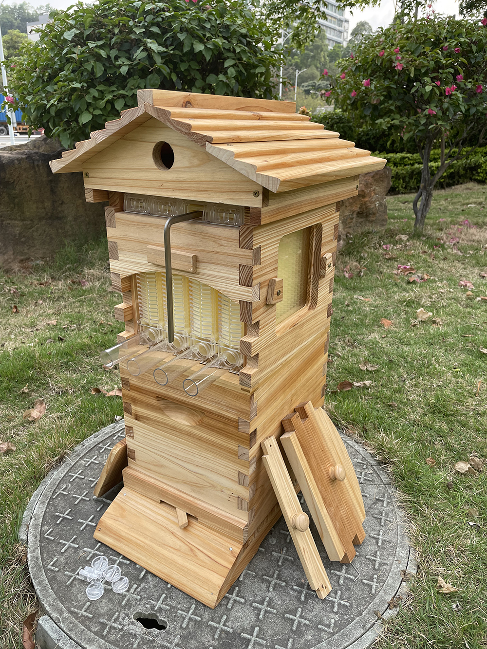 Auto Flow Bee Hives Honey Boxes Beehive + 4 x Beekeeping Frames +6 Bee Foundations with frames