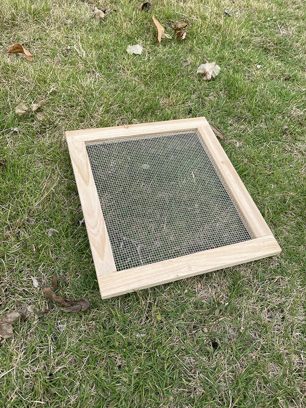 Auto Flow Bee Hives Honey Boxes Beehive + 4 x Beekeeping Frames +6 Bee Foundations with frames