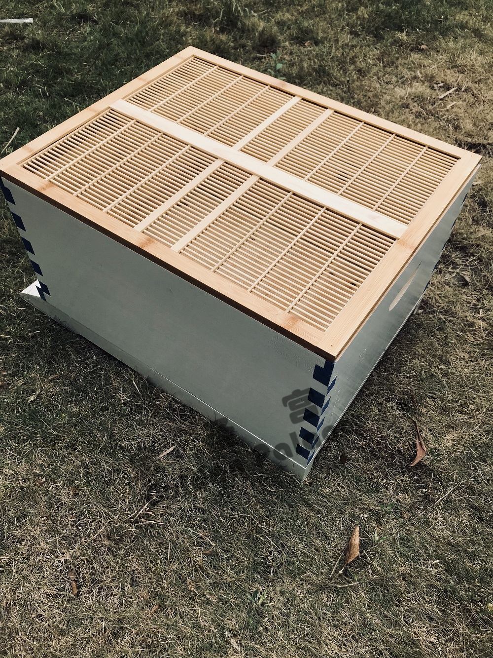 US STOCK Wooden Auto Flow Beehives Beekeeping Boxes + 7x Bee Hives Frames+ Box Stand
