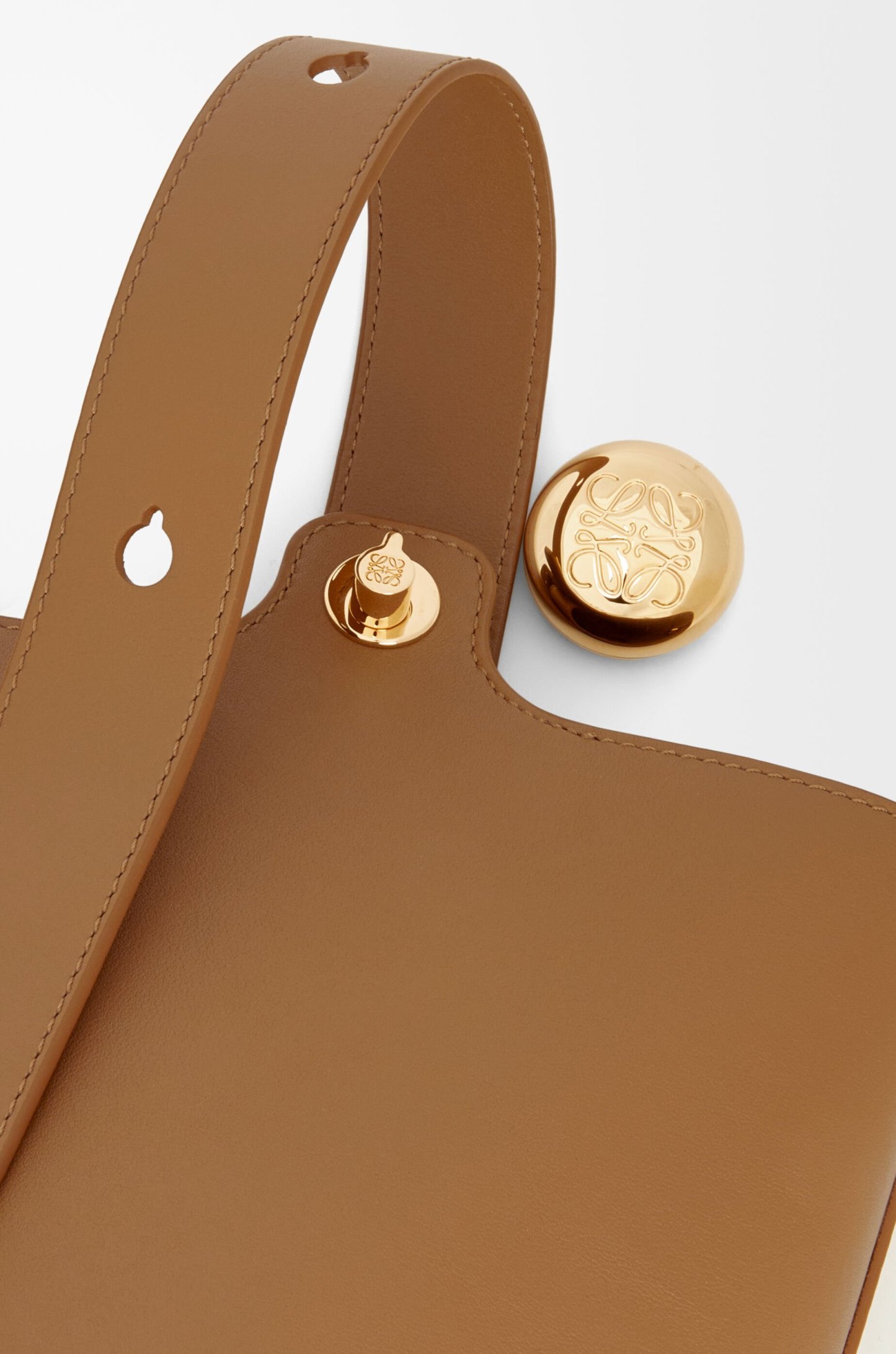 ペブル バケットバッグ ミニ（スムースカーフ）