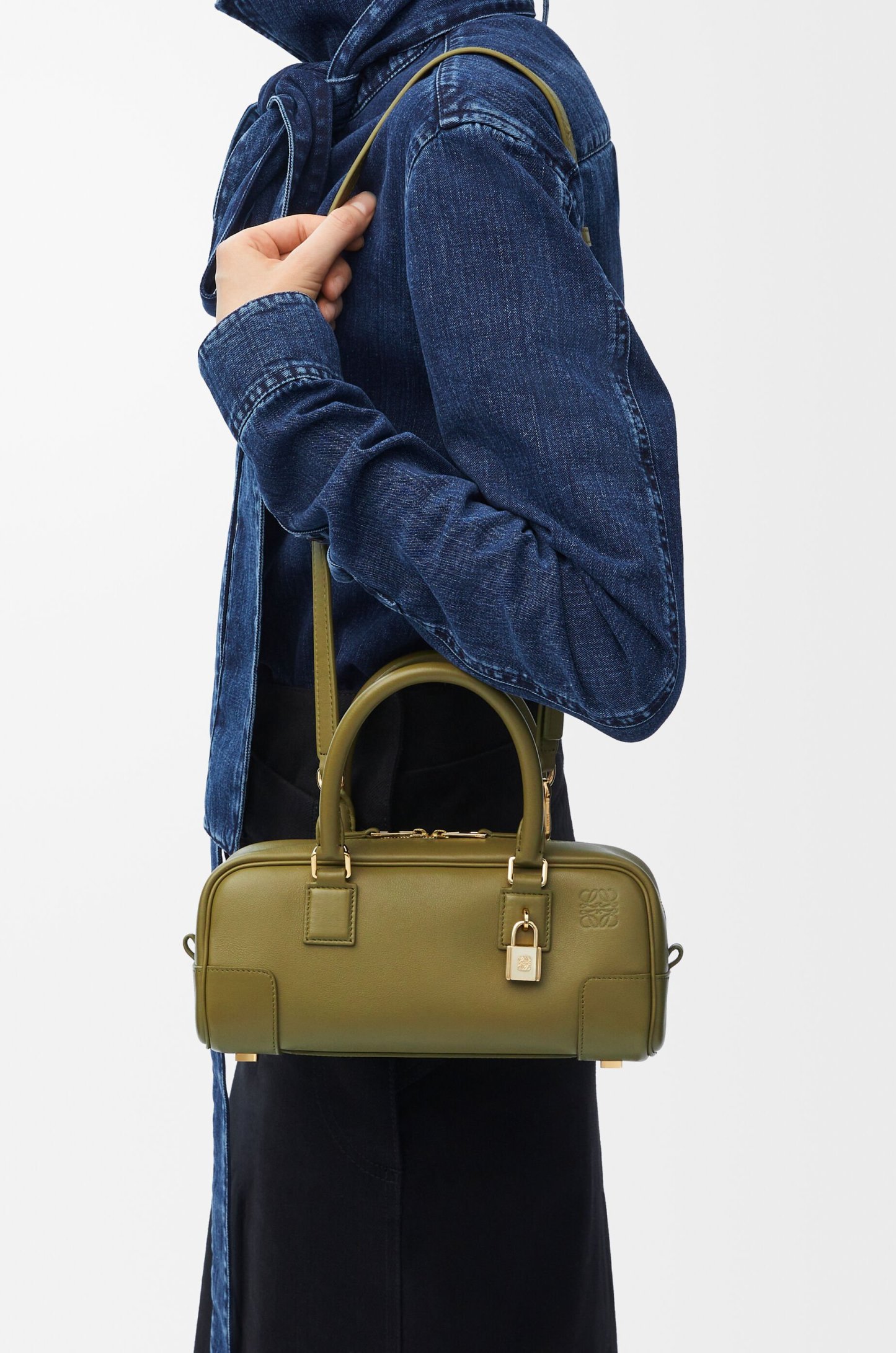 アマソナ23 クロップド バッグ（ナパカーフ）