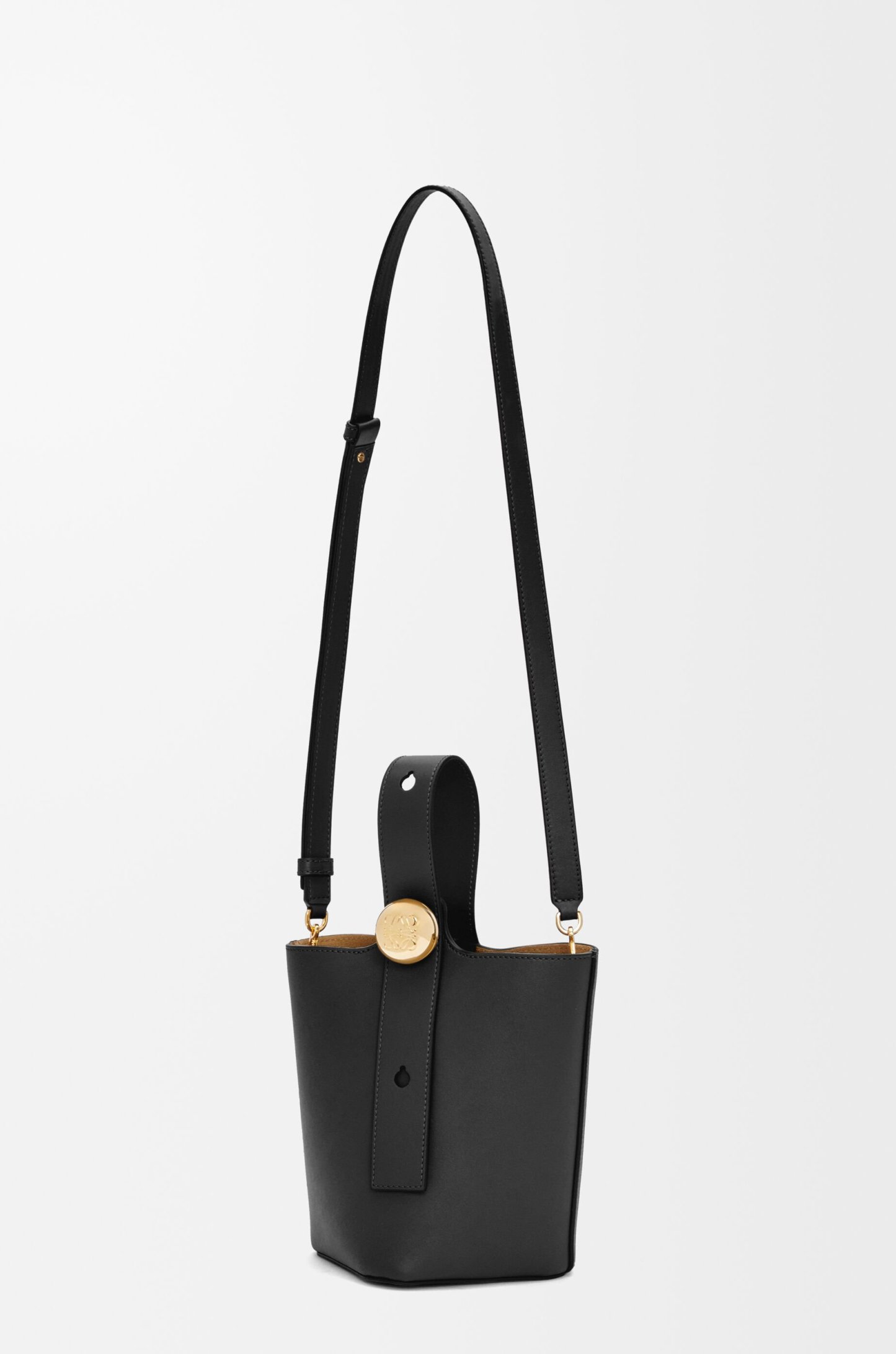 ペブル バケットバッグ ミニ（スムースカーフ）