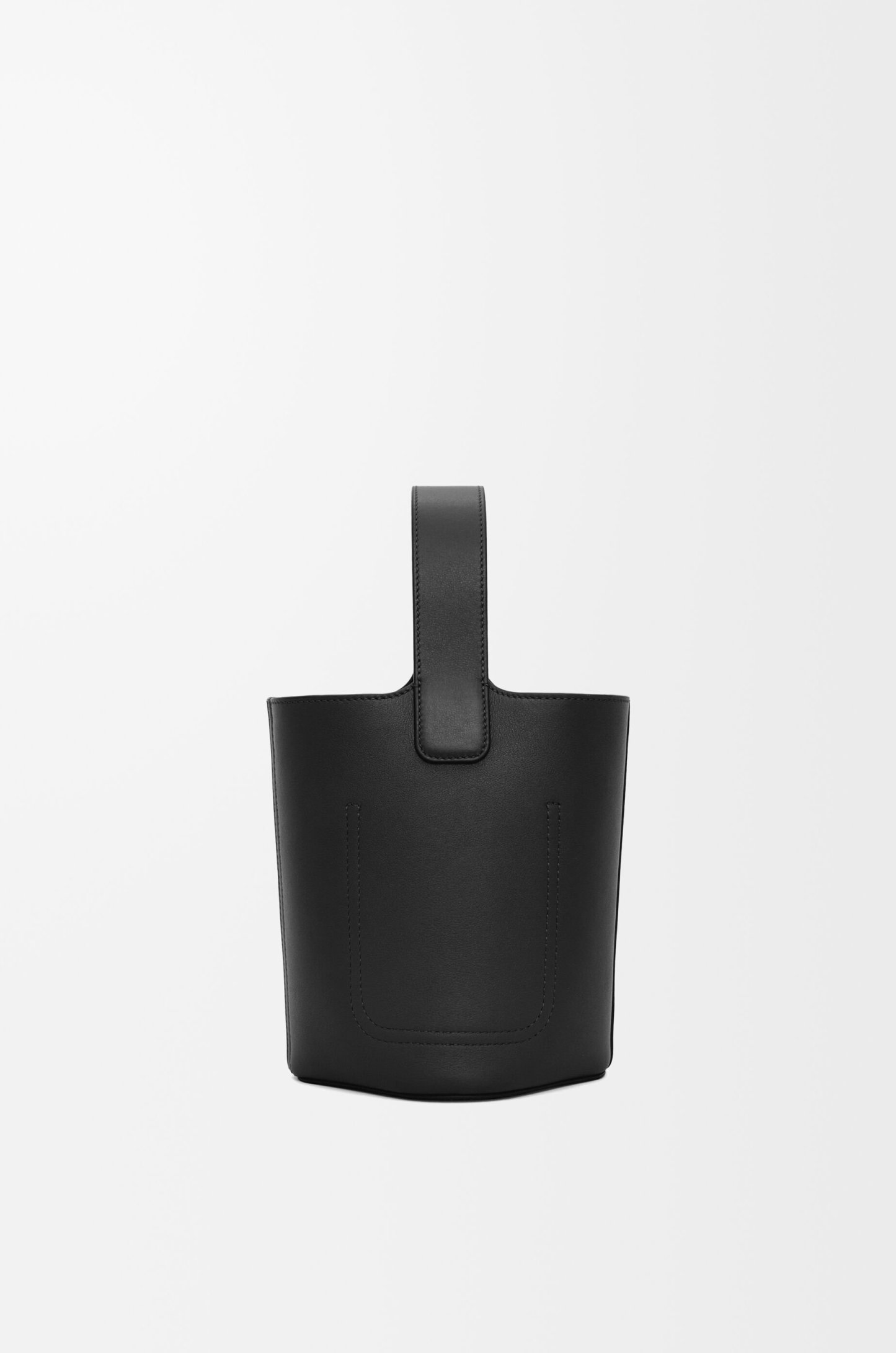 ペブル バケットバッグ ミニ（スムースカーフ）