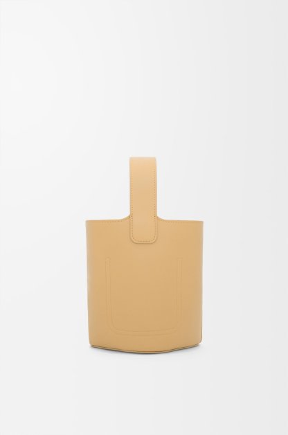 ペブル バケットバッグ ミニ（スムースカーフ）