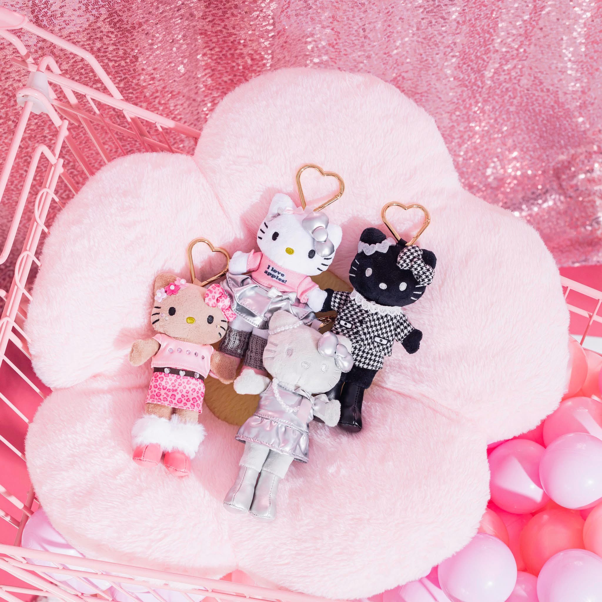 Hello Kitty x Long Legs - Plush charm