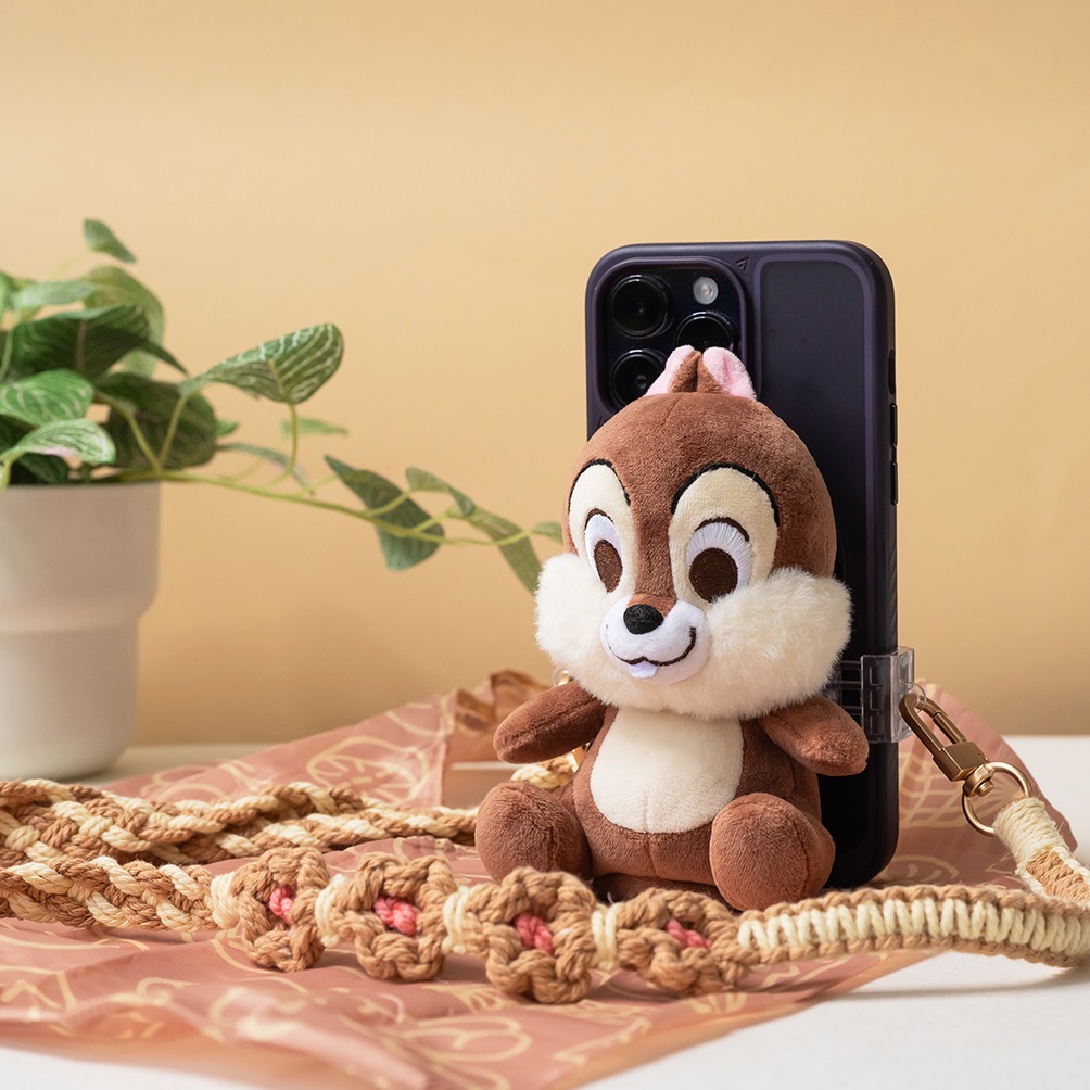 infoThink x Disney Chip & Dale Plush Mobile Strap with shopping bag (Chip)