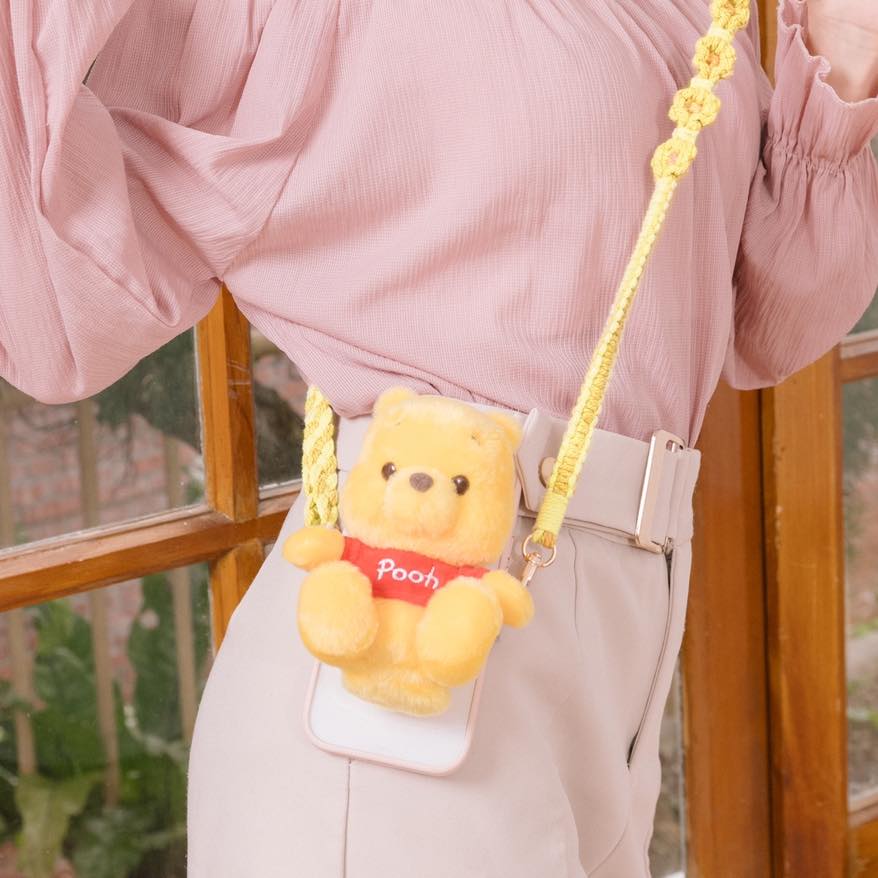 infoThink x Disney Winnie the Pooh Plush Mobile Strap with shopping bag