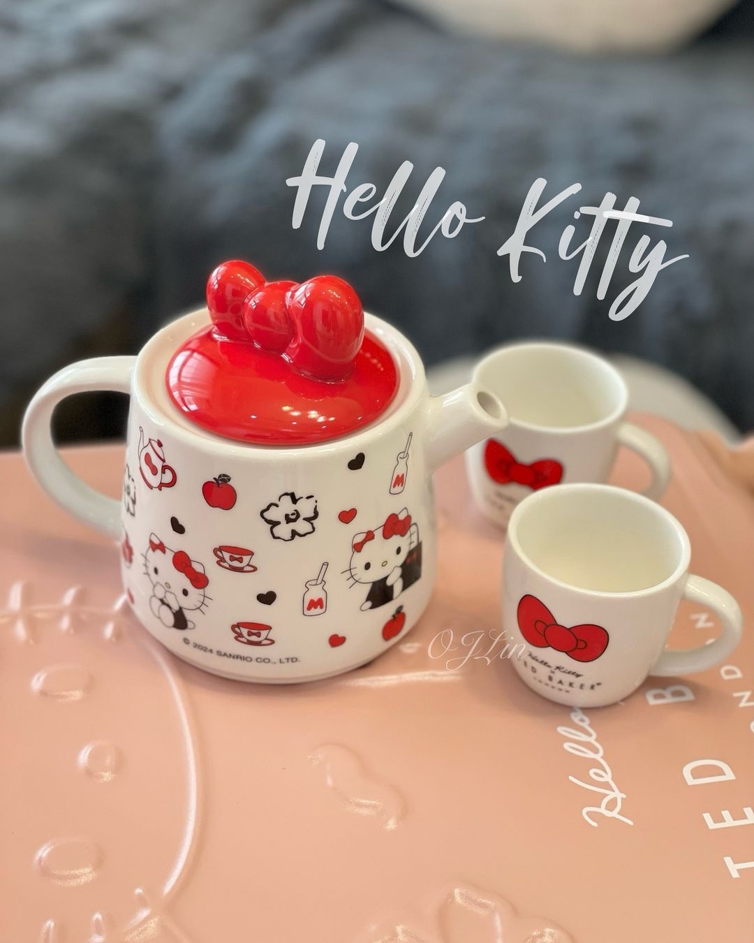 Hello Kitty x Ted Baker - Ceramic Tea pot & Cups set