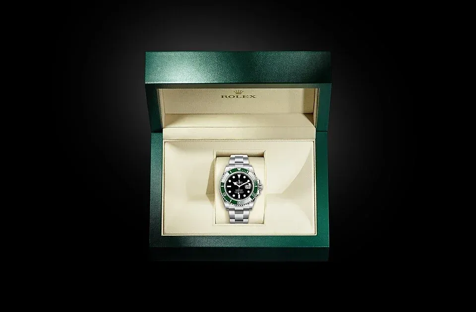 ROLEX SUBMARINER DATE Oyster, 41 mm, Oystersteel M126610LV-0002