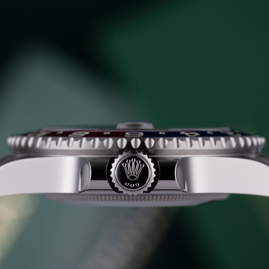 ROLEX 126710BLRO GMT-MASTER II "PEPSI"