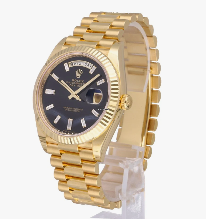 Rolex Day-Date 40 Presidential dial, Fluted Bezel, President bracelet, 2022 model Yellow gold Watch 228238-0004