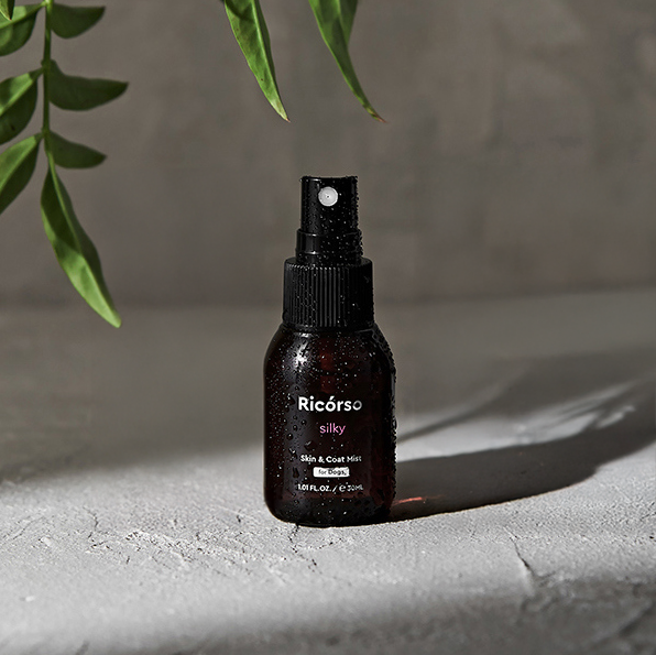 Silkly Moisturizing Skin and Coat Mist Trial / Travel Size (30ml)