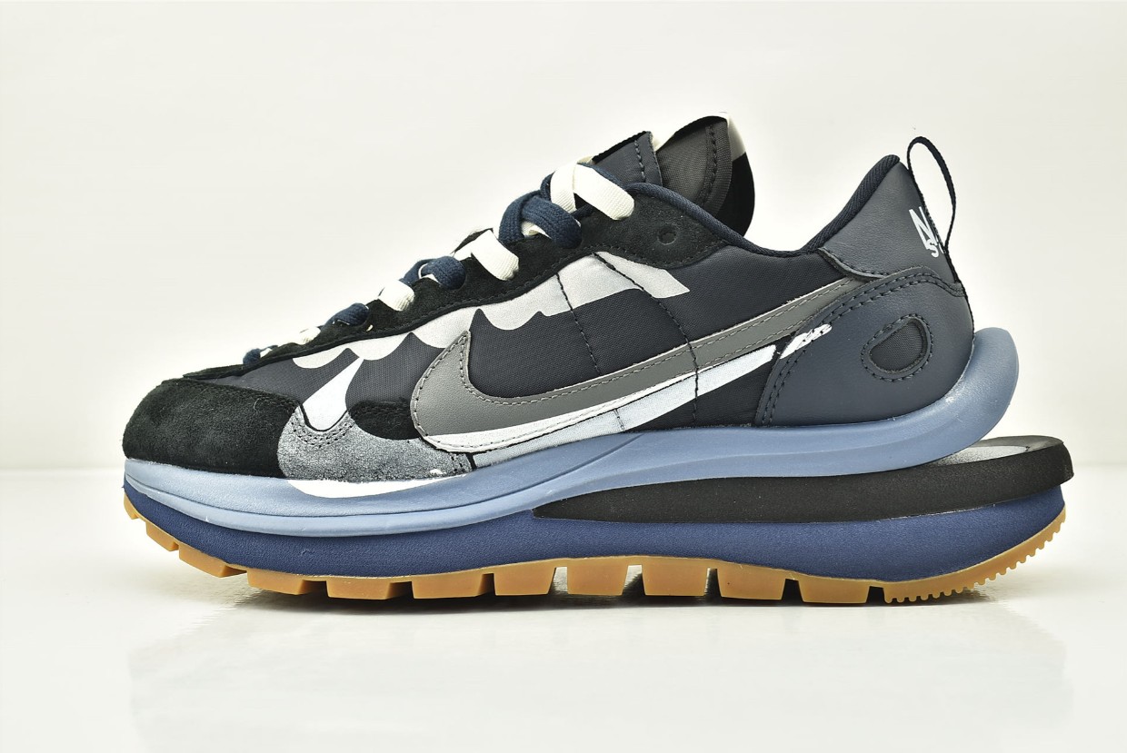 Nike VaporWaffle x Sacai 联名款 华夫3.0跑鞋