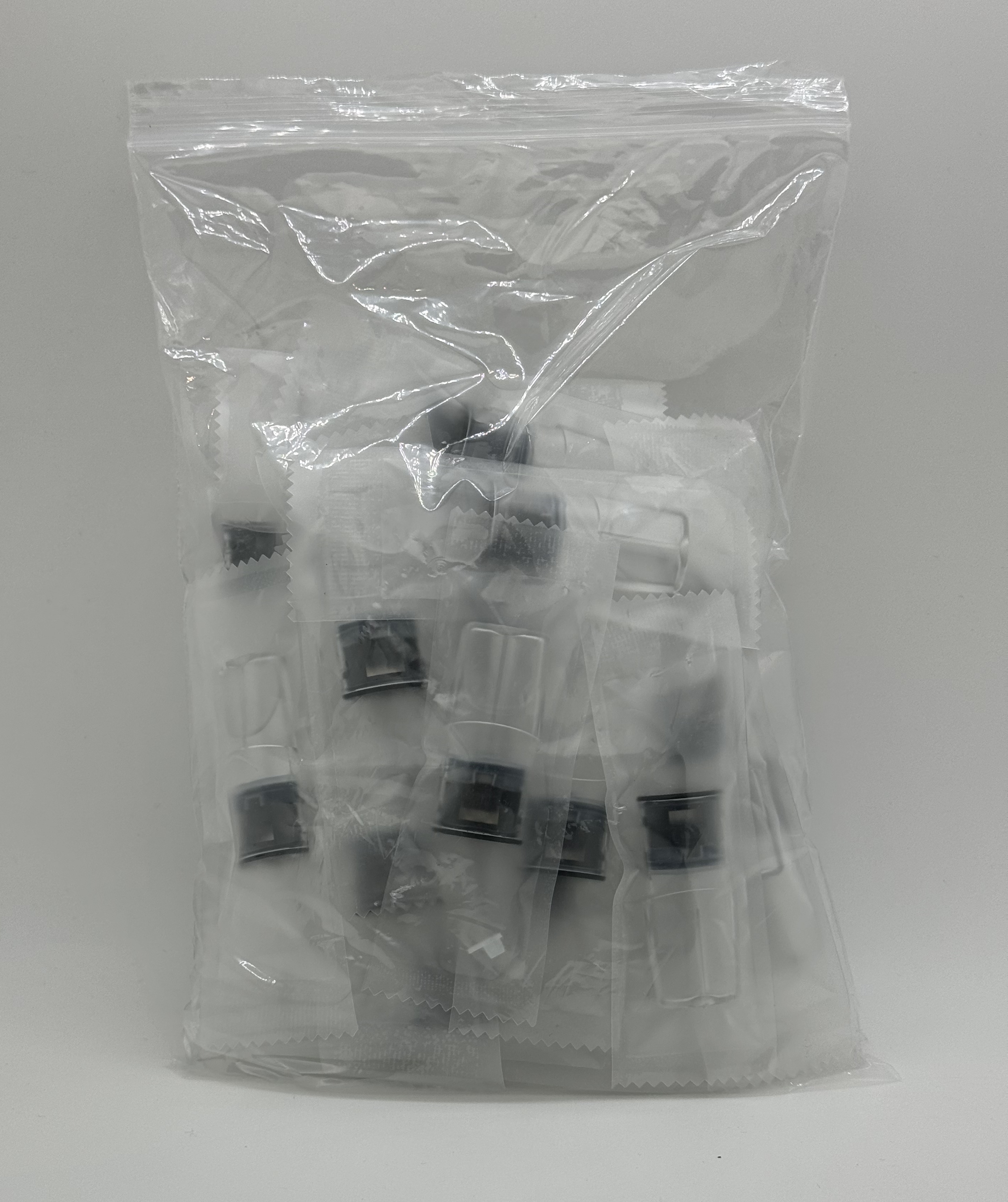 最新款一代側注油空倉，回填式煙彈，千遍測試不漏油，無NG品，可注麻醉空彈。30/組，可批發