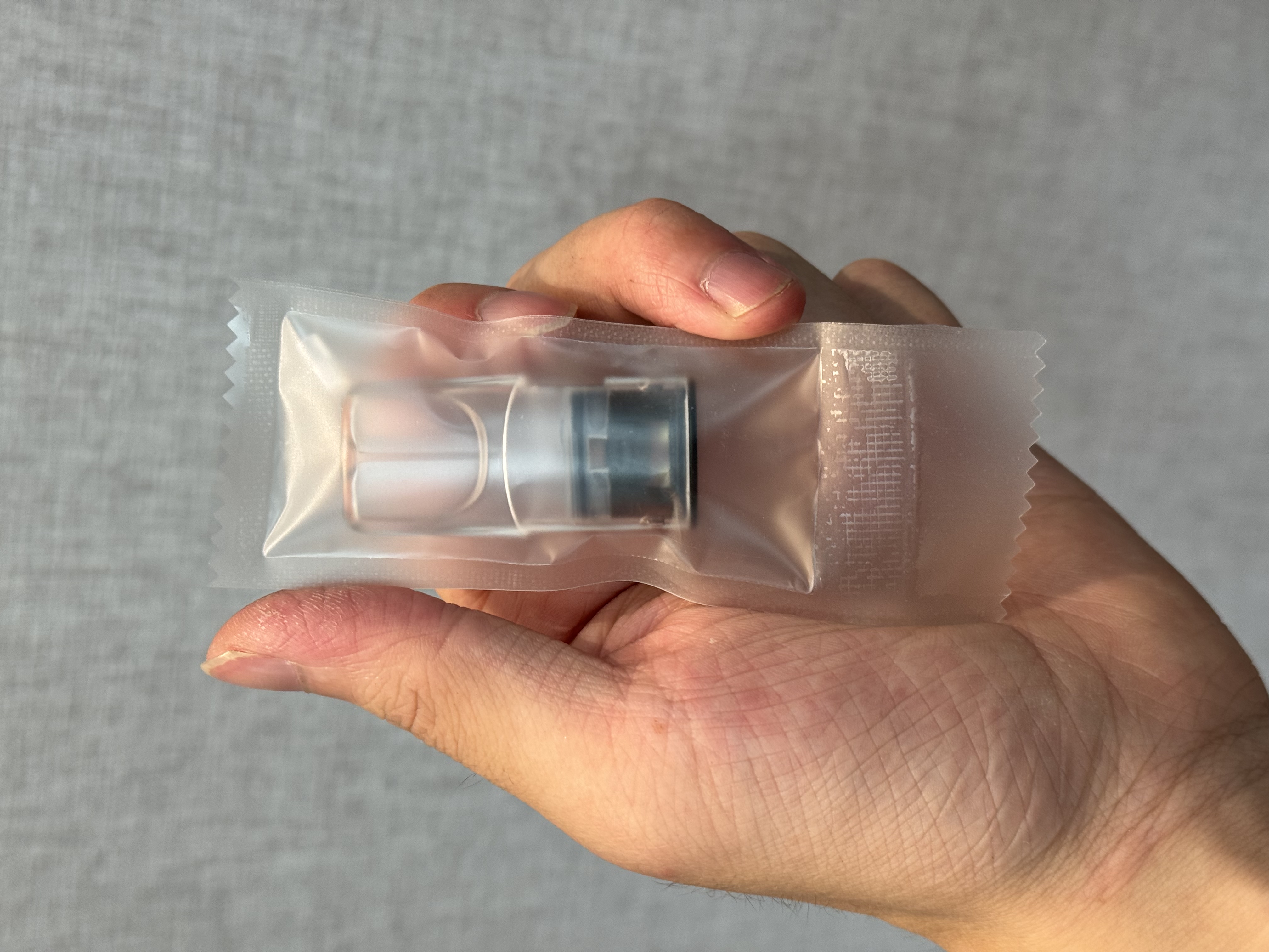 最新一代回填式側注油空殼，回填式煙彈，灰色芯底座，食品級油杯，麻醉煙彈，麻醉適用。