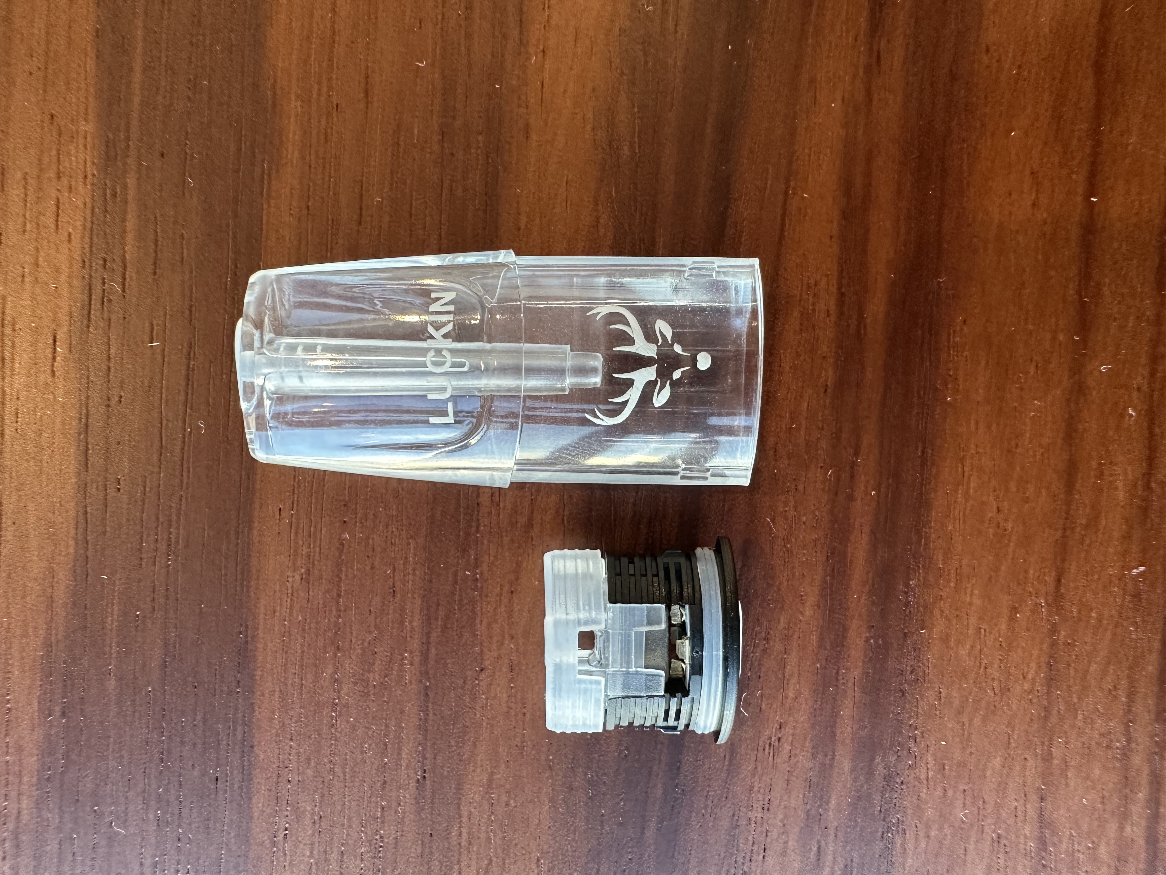 台灣現貨-LUCKIN幸運四彩發光一代空彈1.6ML 通配各類一代主機 綠紫黃紅四色發光  適配6-8W功率主機 煙霧綿柔穩定