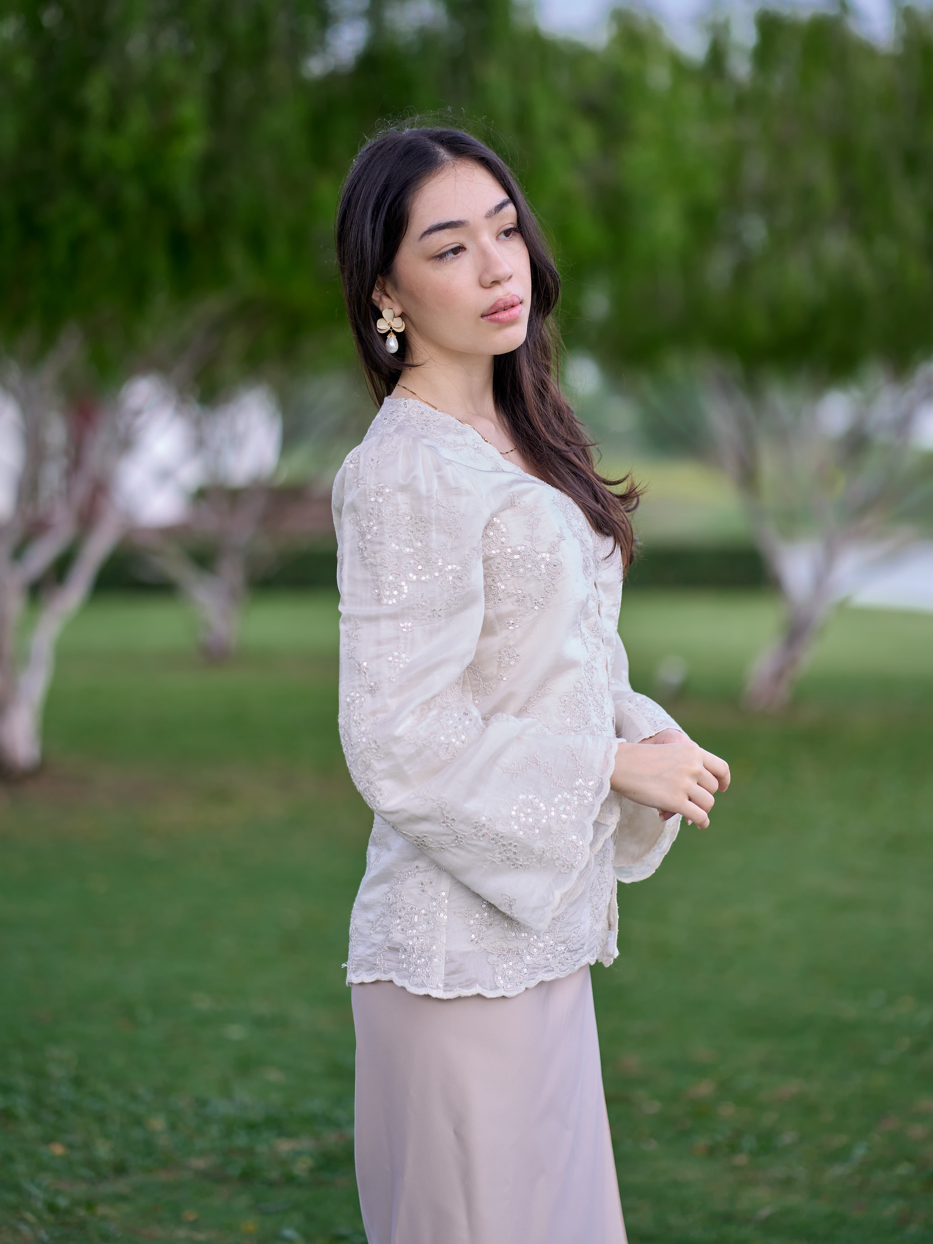 Ivory Bloom Kebaya in Off White