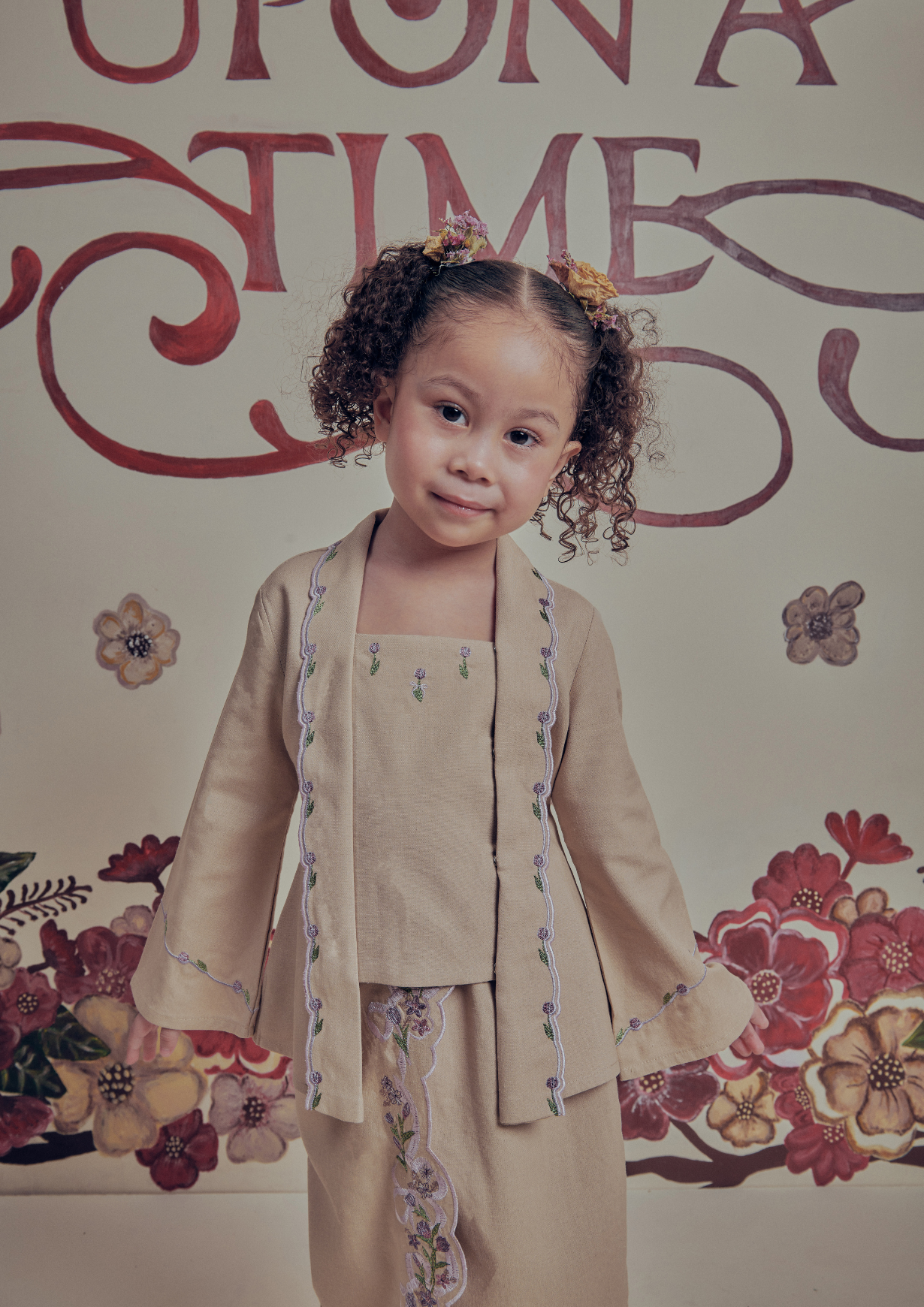 Little Charm Kebaya in Hazel