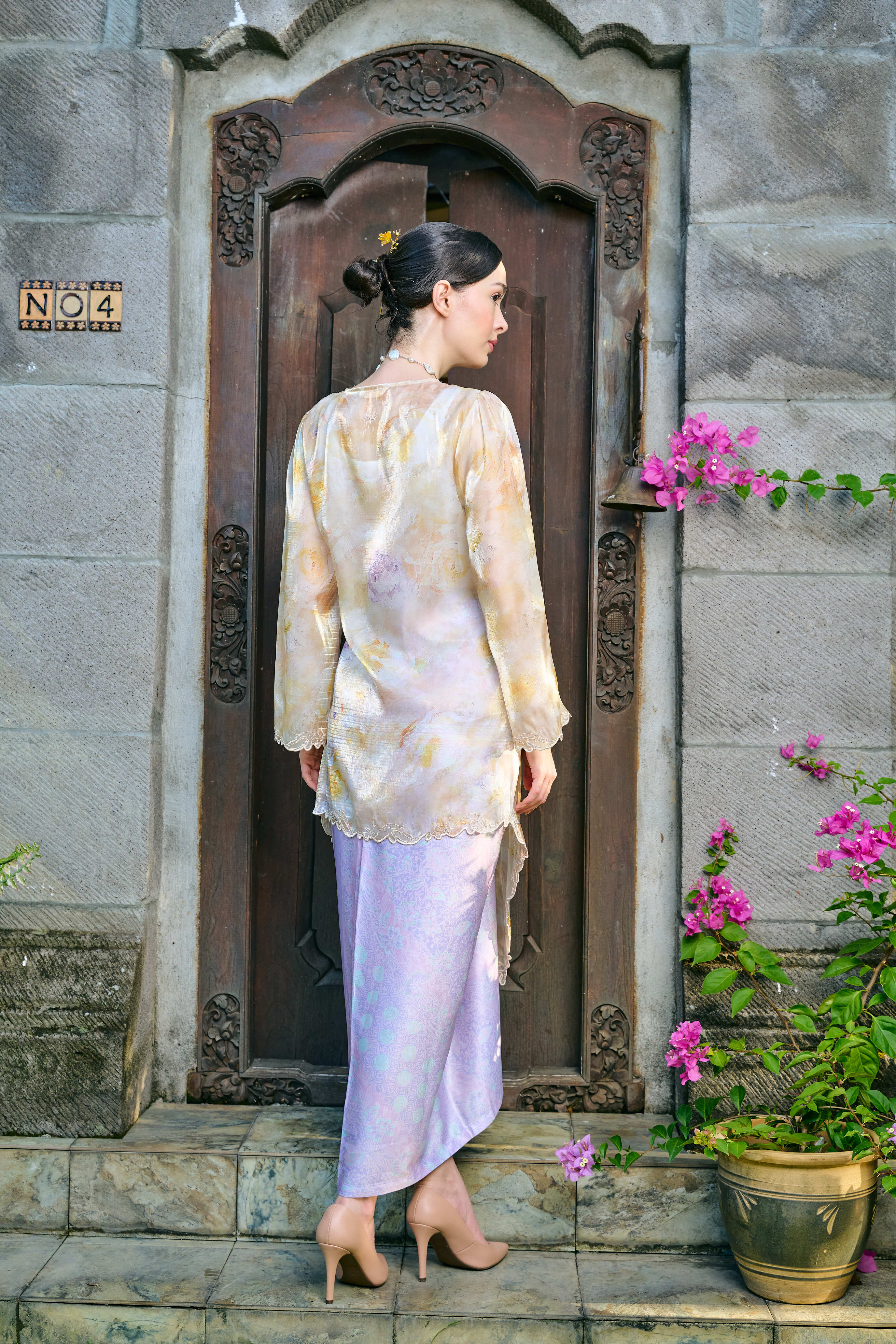 Sunrise Kebaya Top